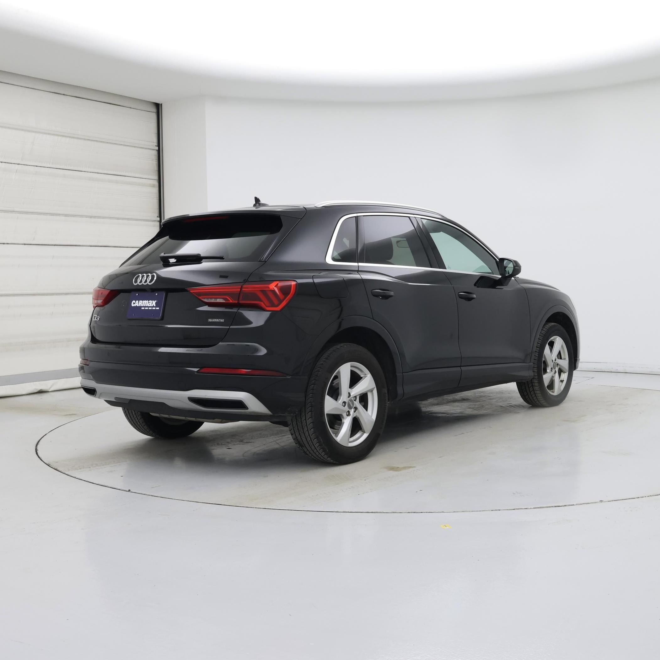 Thumbnail: 2020 Audi Q3 - 8