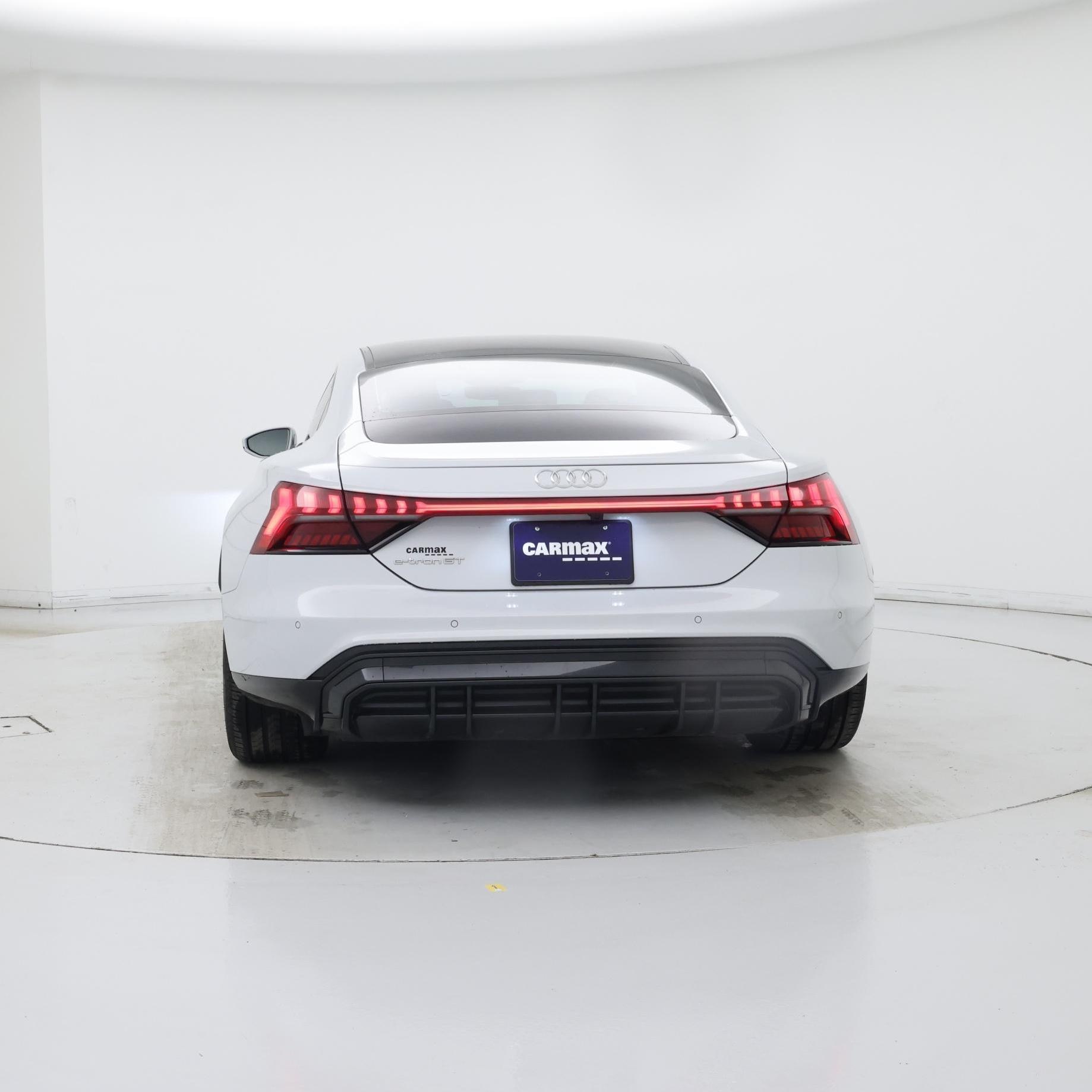 Thumbnail: 2022 Audi e-tron GT - 6