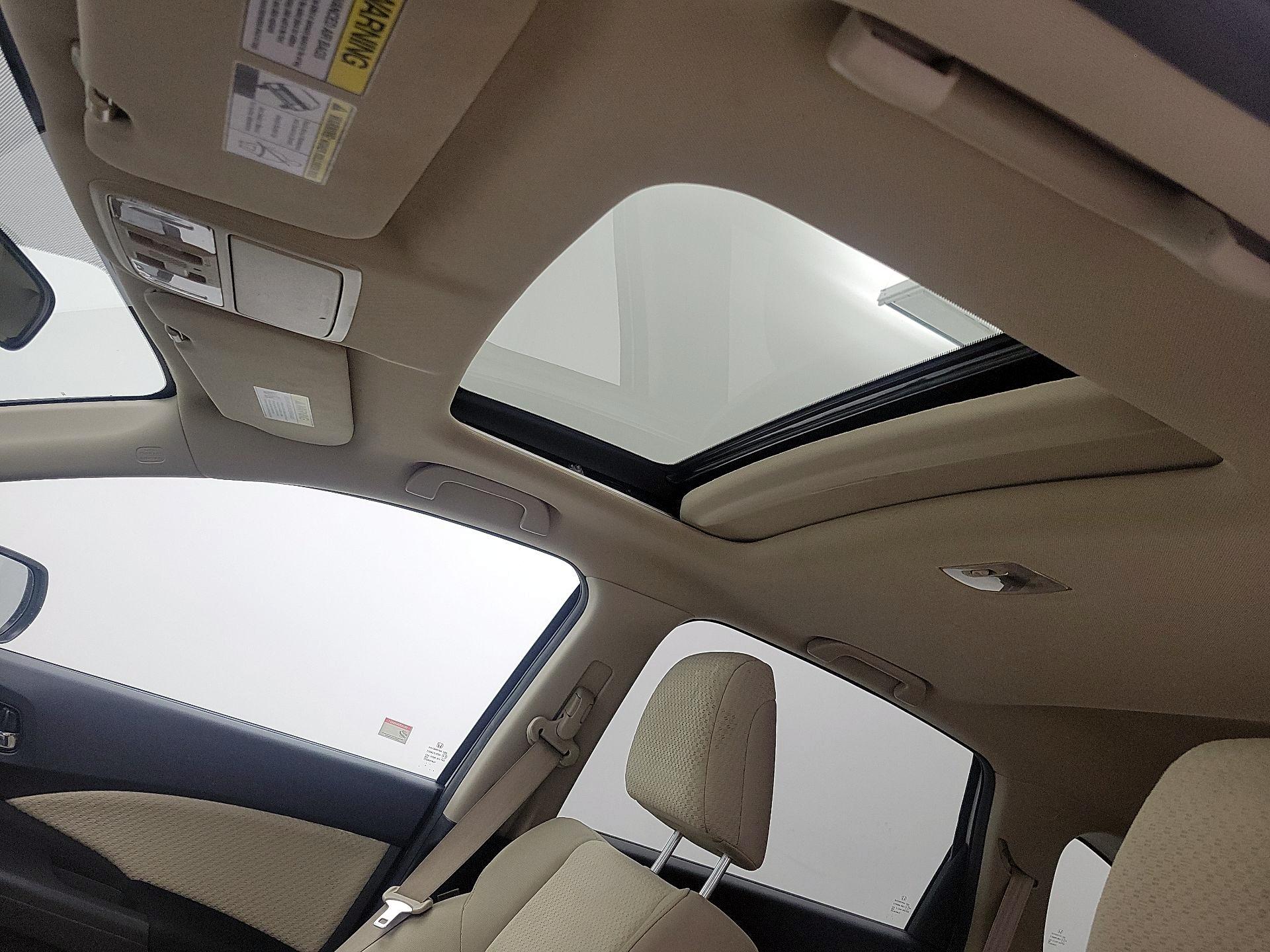 Thumbnail: 2016 Honda CR-V - 17