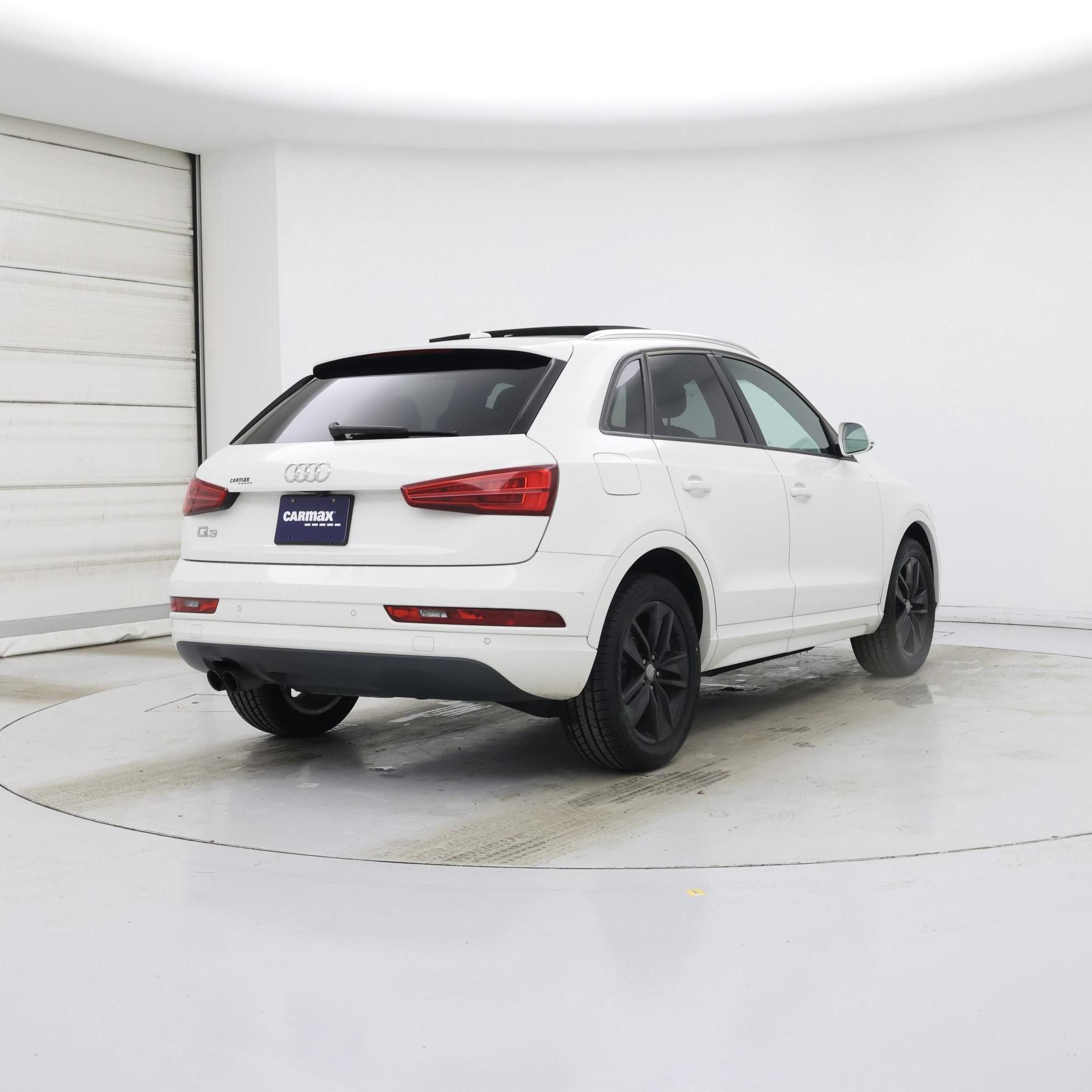 Thumbnail: 2017 Audi Q3 - 8