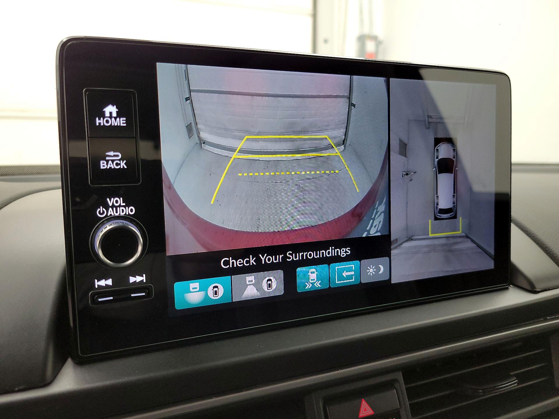 Thumbnail: 2023 Honda Pilot - 15