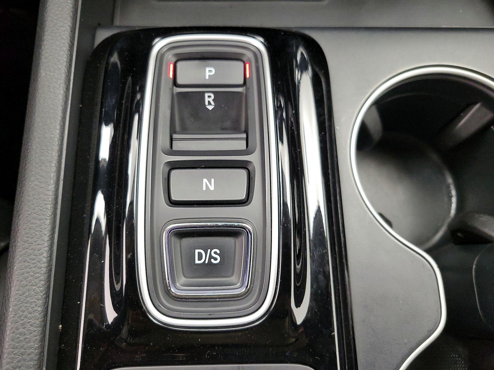 Thumbnail: 2023 Honda Pilot - 18