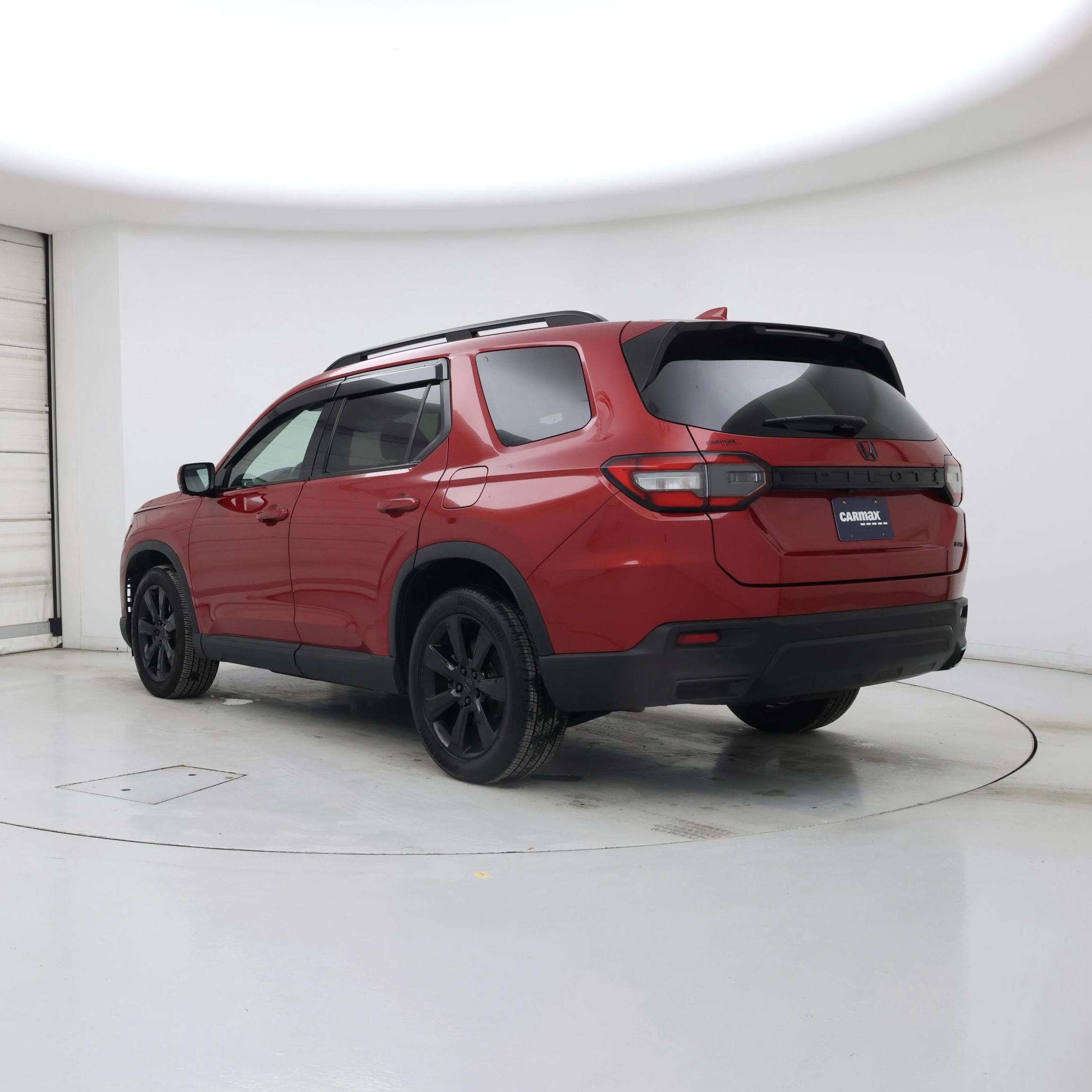 Thumbnail: 2023 Honda Pilot - 2