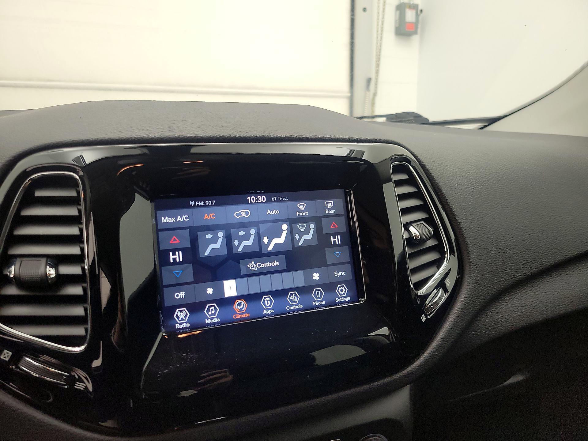 Thumbnail: 2021 Jeep Compass - 15