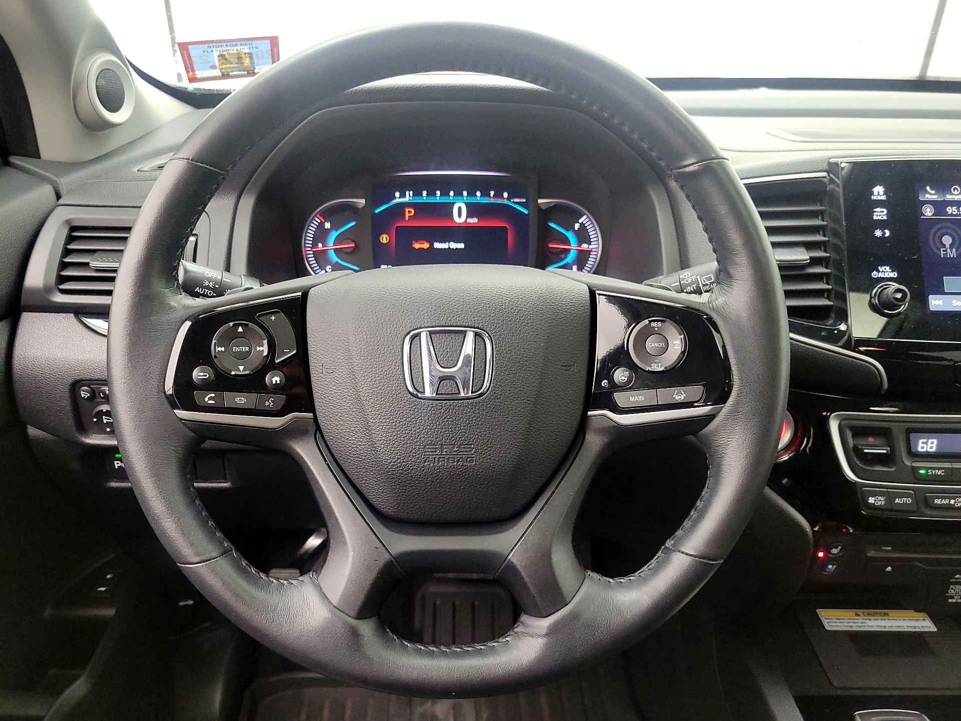 Thumbnail: 2019 Honda Pilot - 10