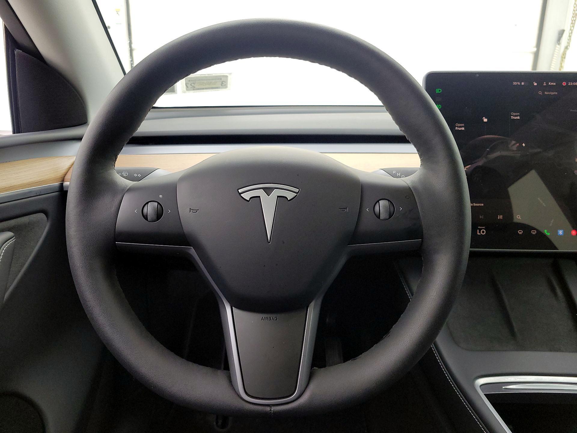 Thumbnail: 2025 Tesla Model Y - 10