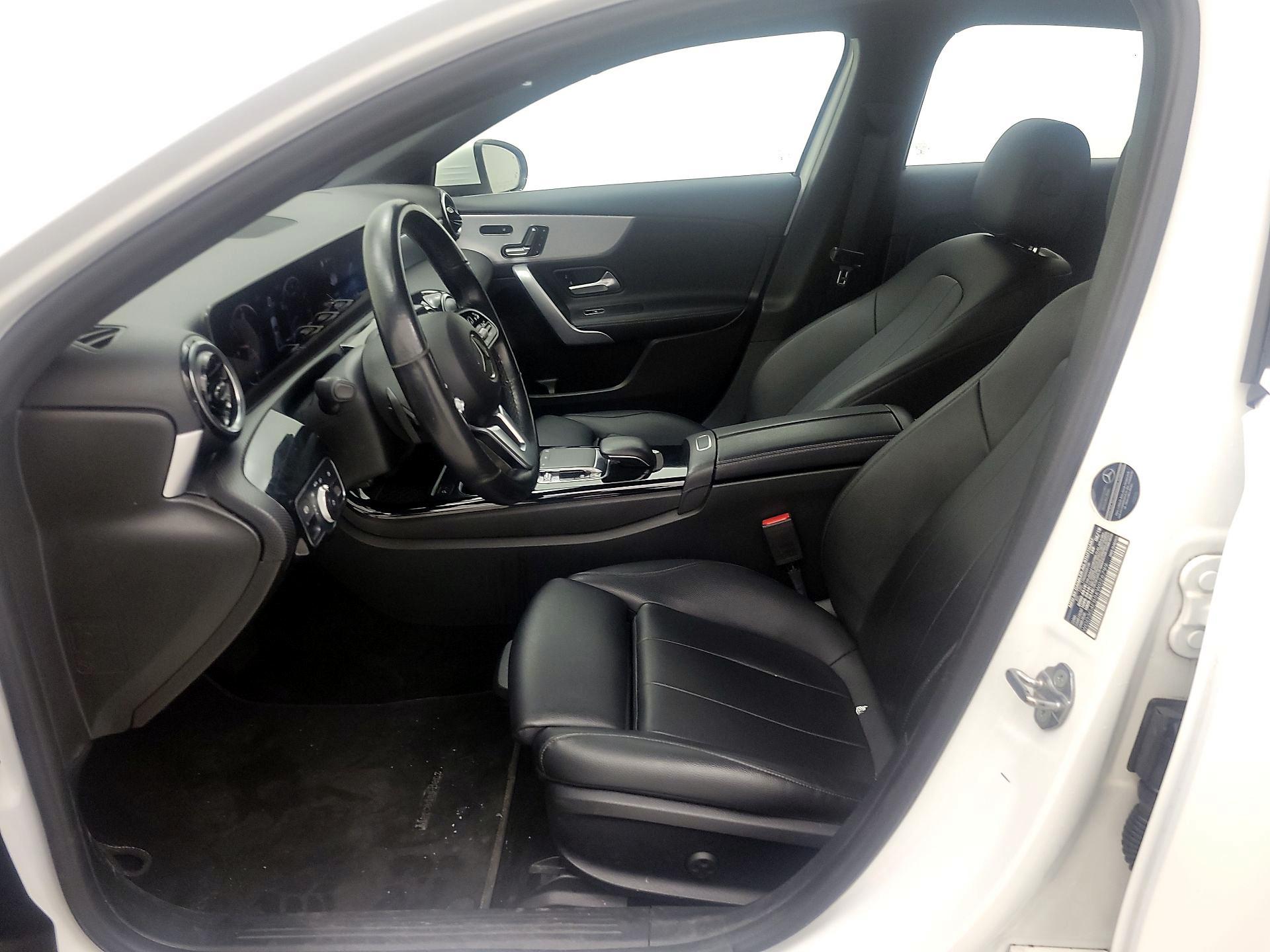 Thumbnail: 2019 Mercedes-Benz A-Class - 11