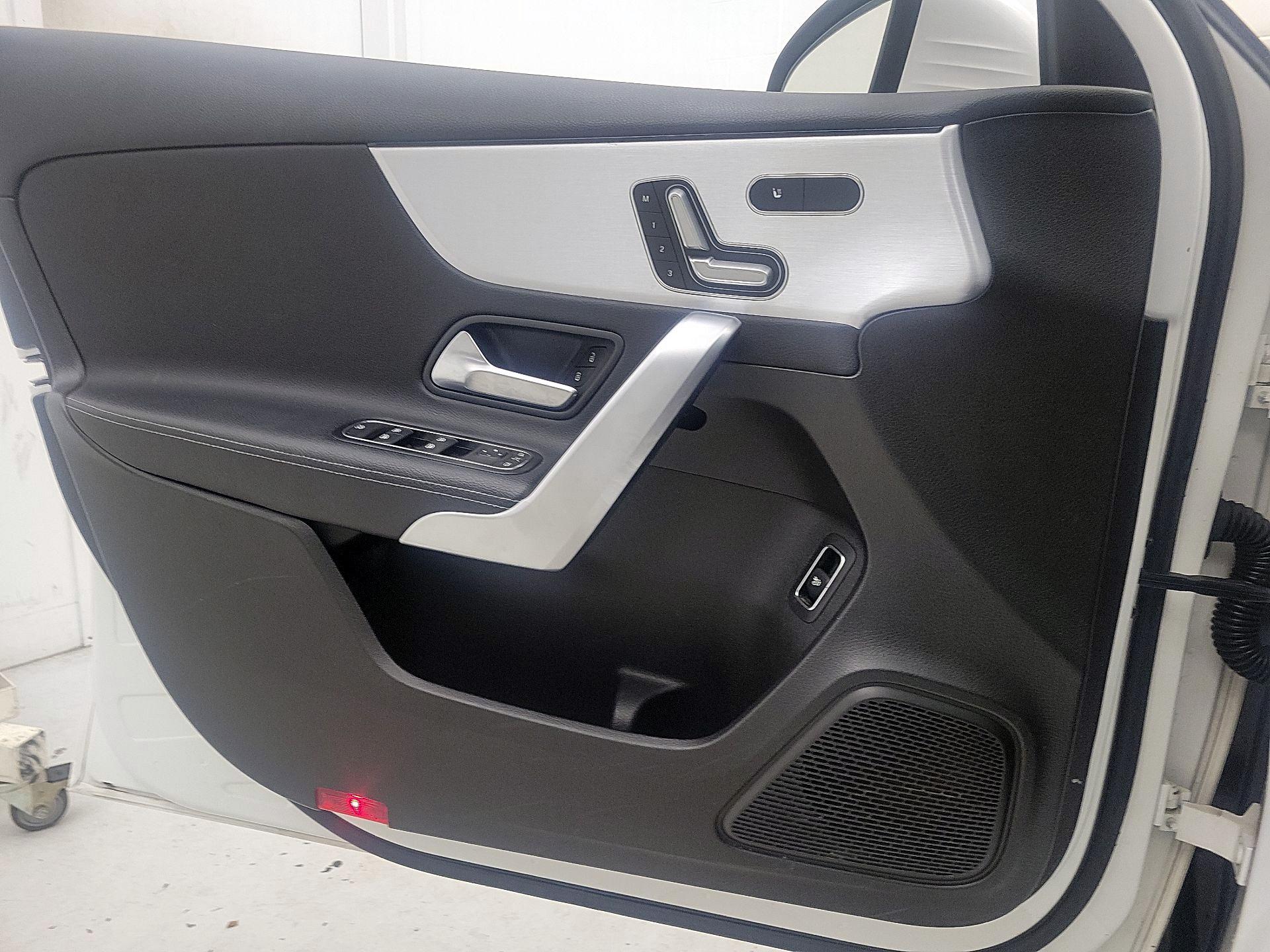 Thumbnail: 2019 Mercedes-Benz A-Class - 12