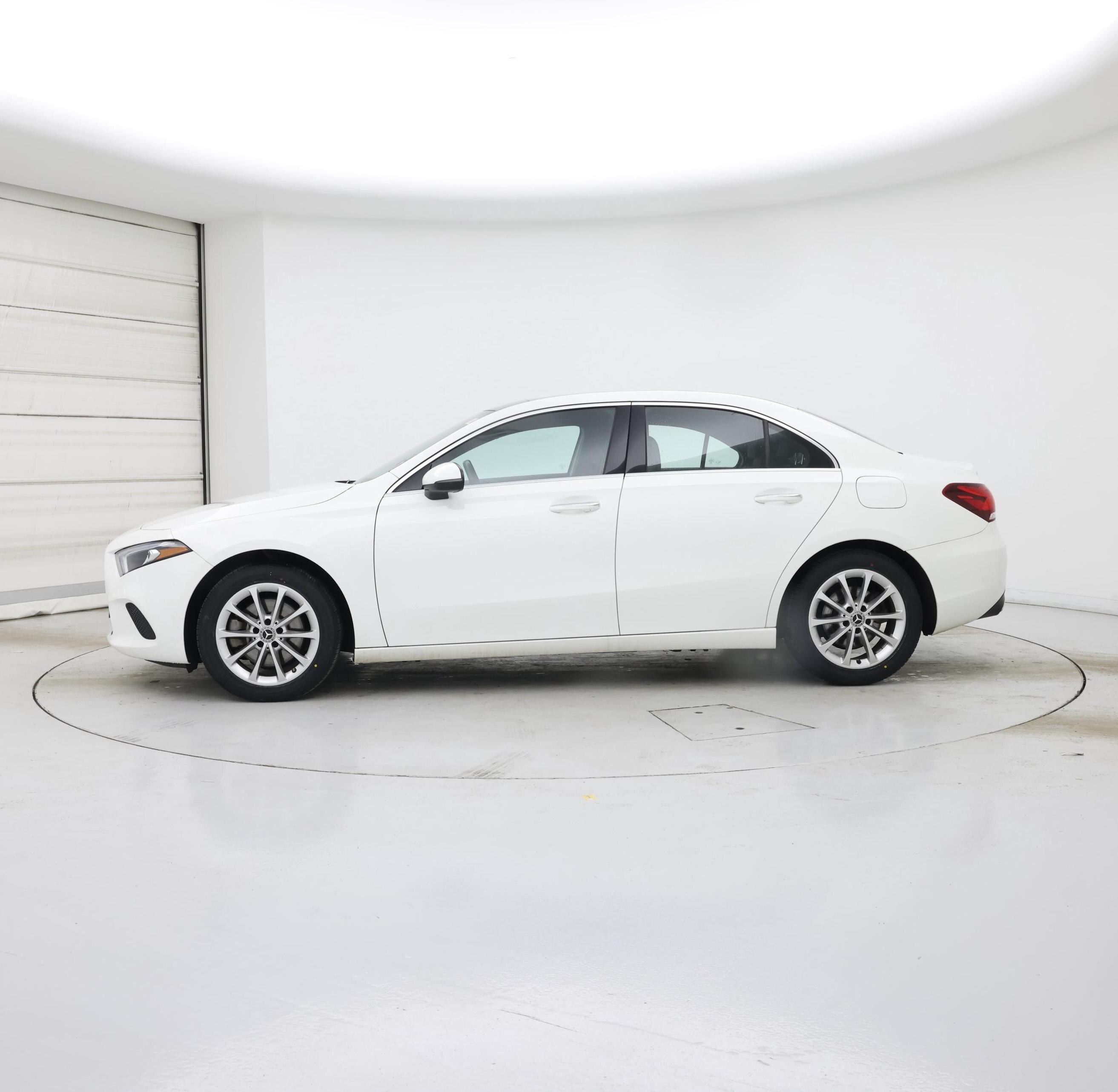 Thumbnail: 2019 Mercedes-Benz A-Class - 3