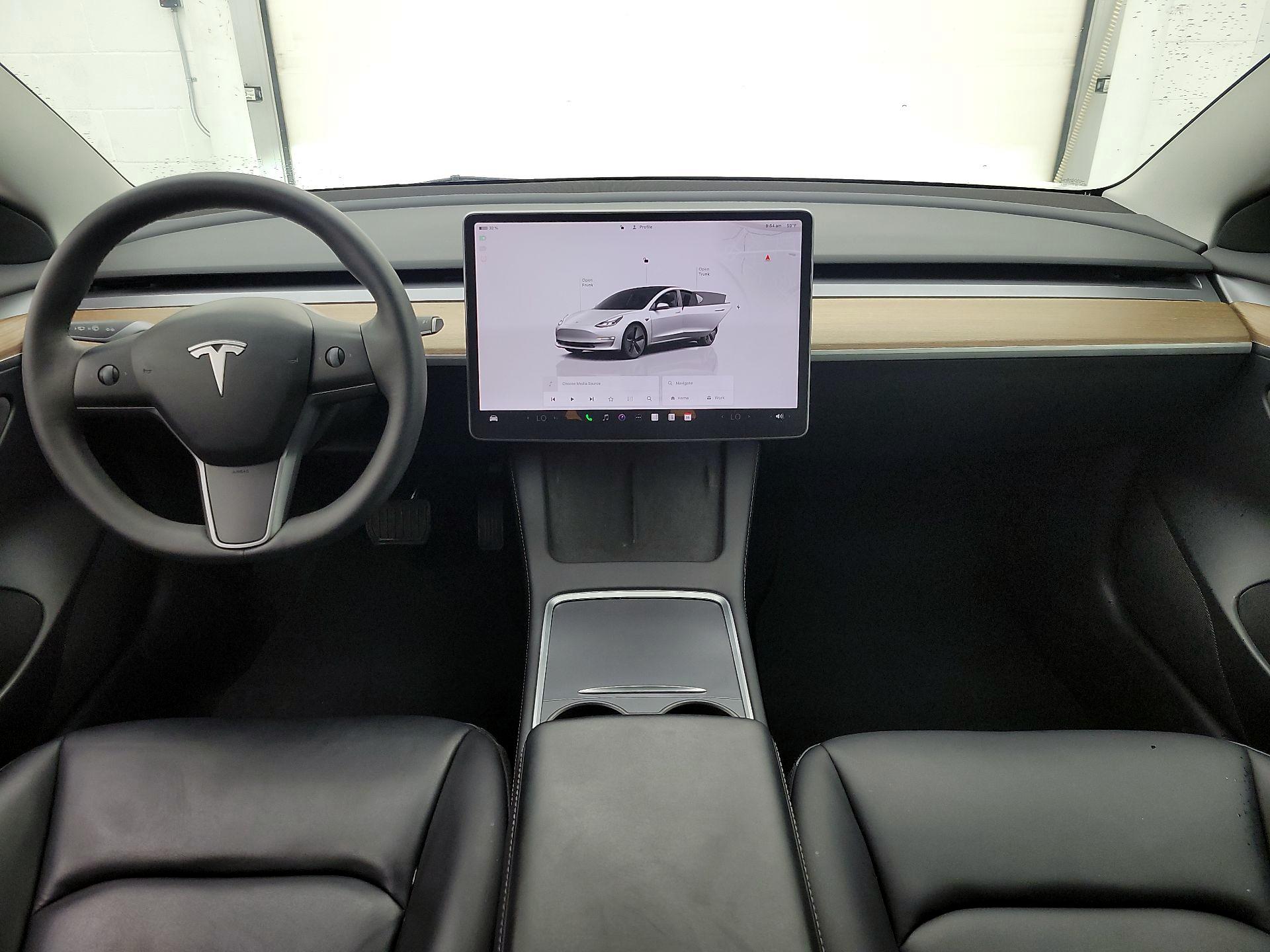 Thumbnail: 2023 Tesla Model 3 - 9