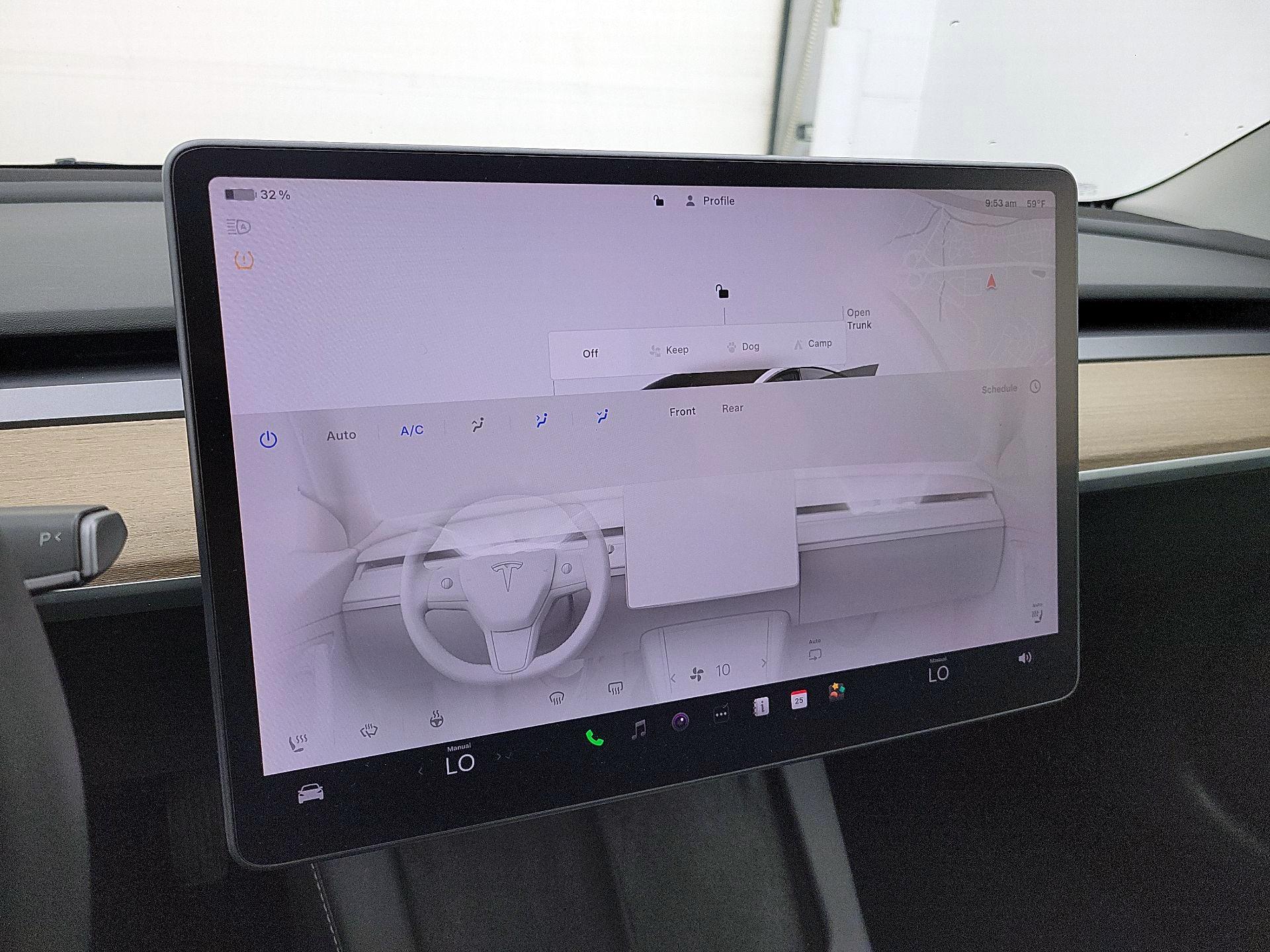 Thumbnail: 2023 Tesla Model 3 - 16