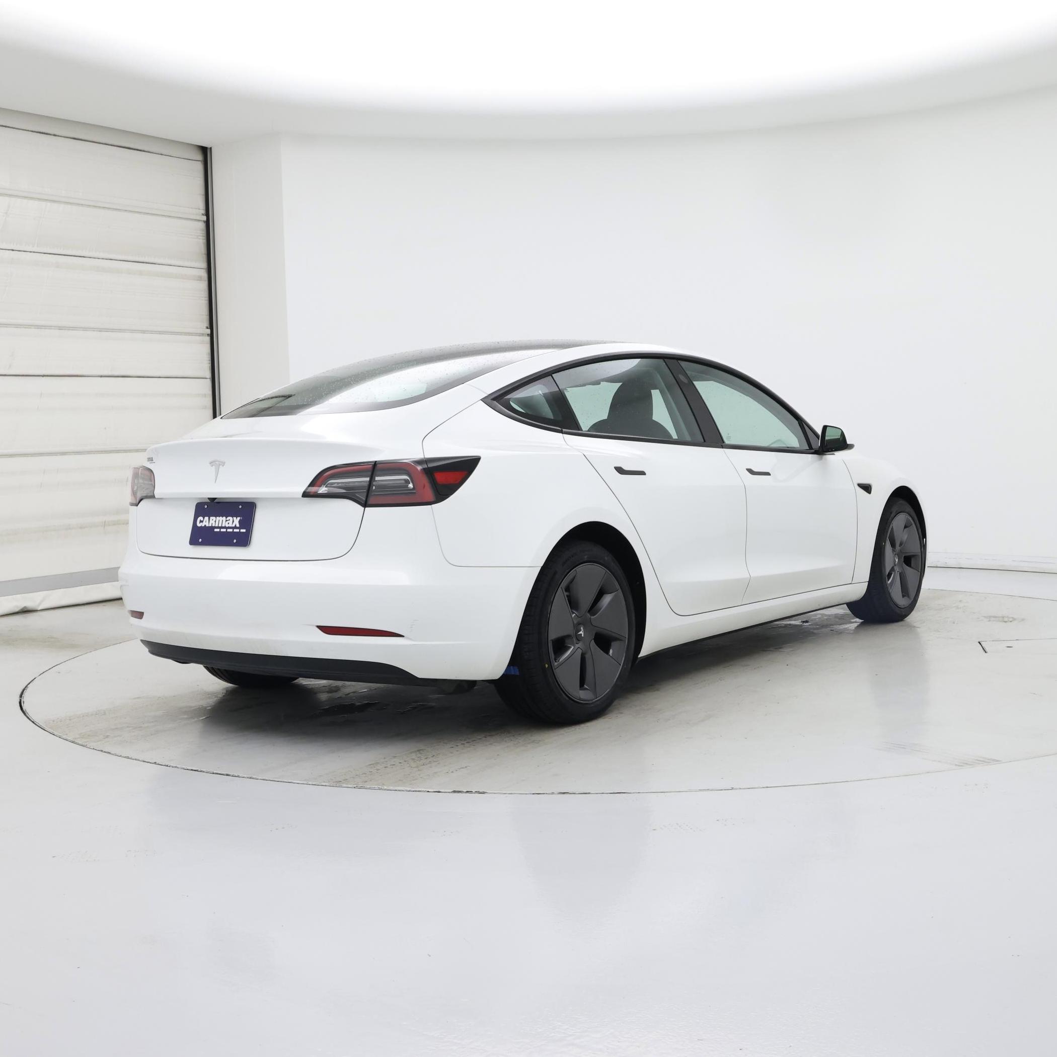 Thumbnail: 2023 Tesla Model 3 - 8