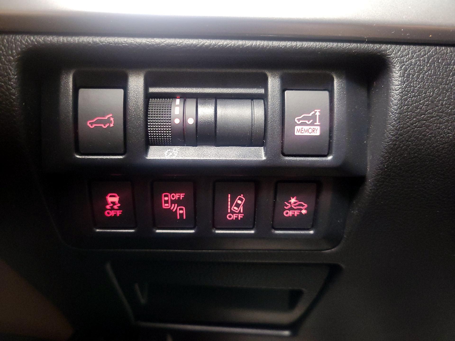 Thumbnail: 2018 Subaru Outback - 13