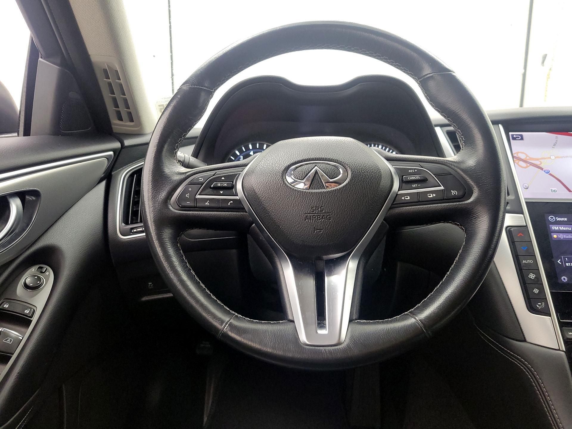 Thumbnail: 2020 INFINITI Q50 - 10