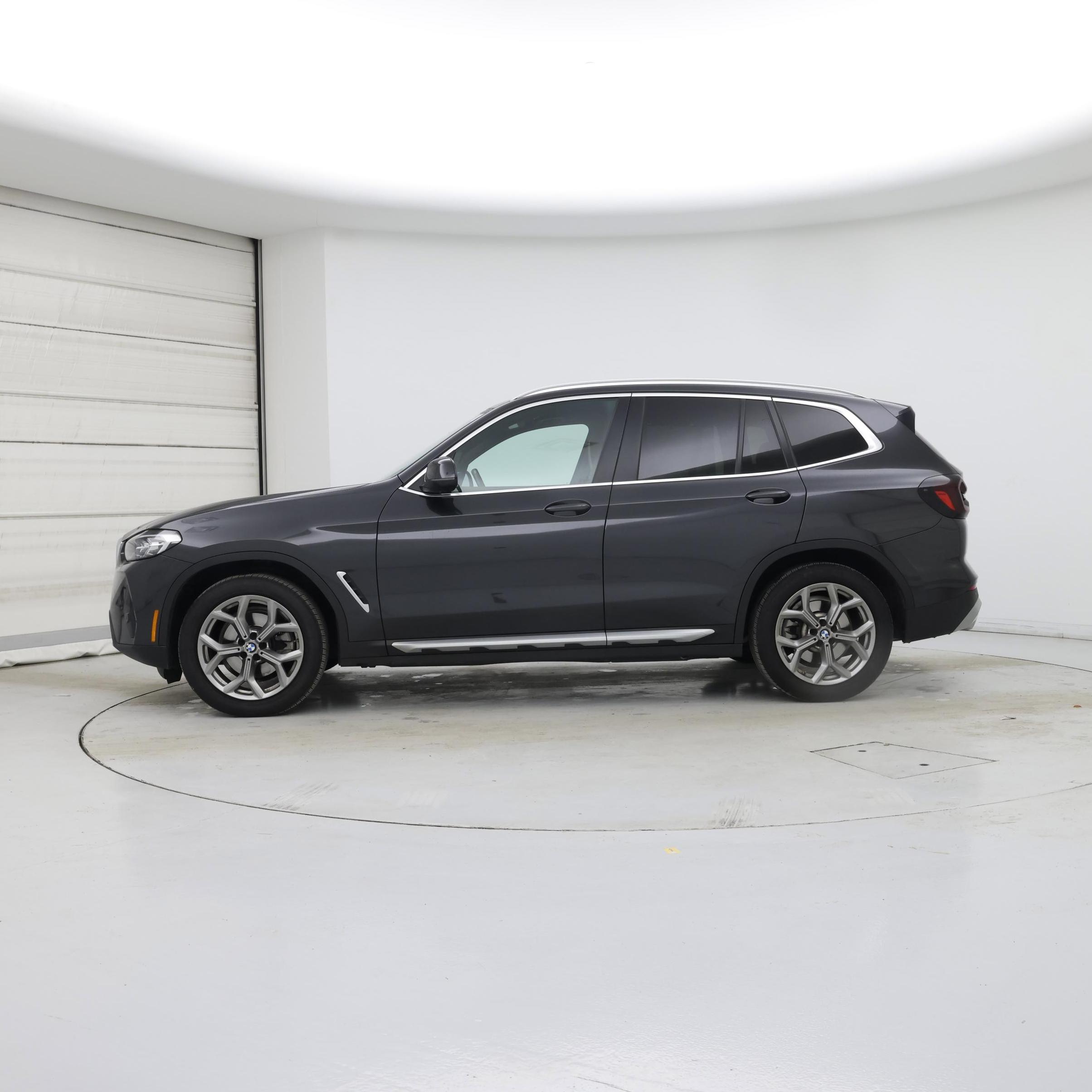 Thumbnail: 2022 BMW X3 - 3