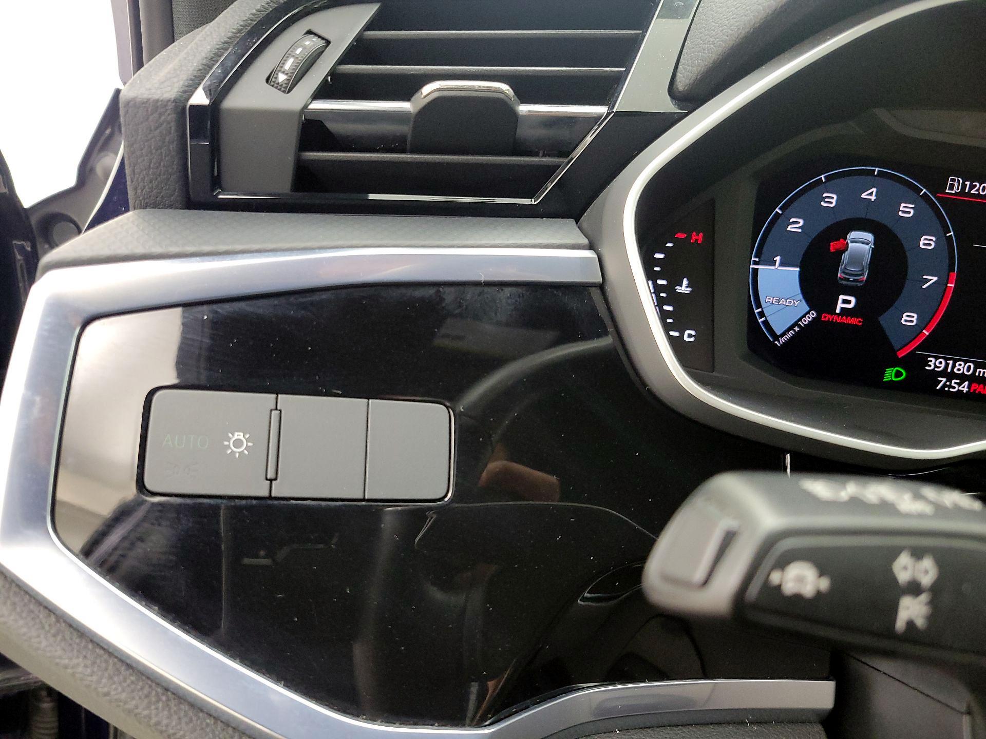 Thumbnail: 2022 Audi Q3 - 13