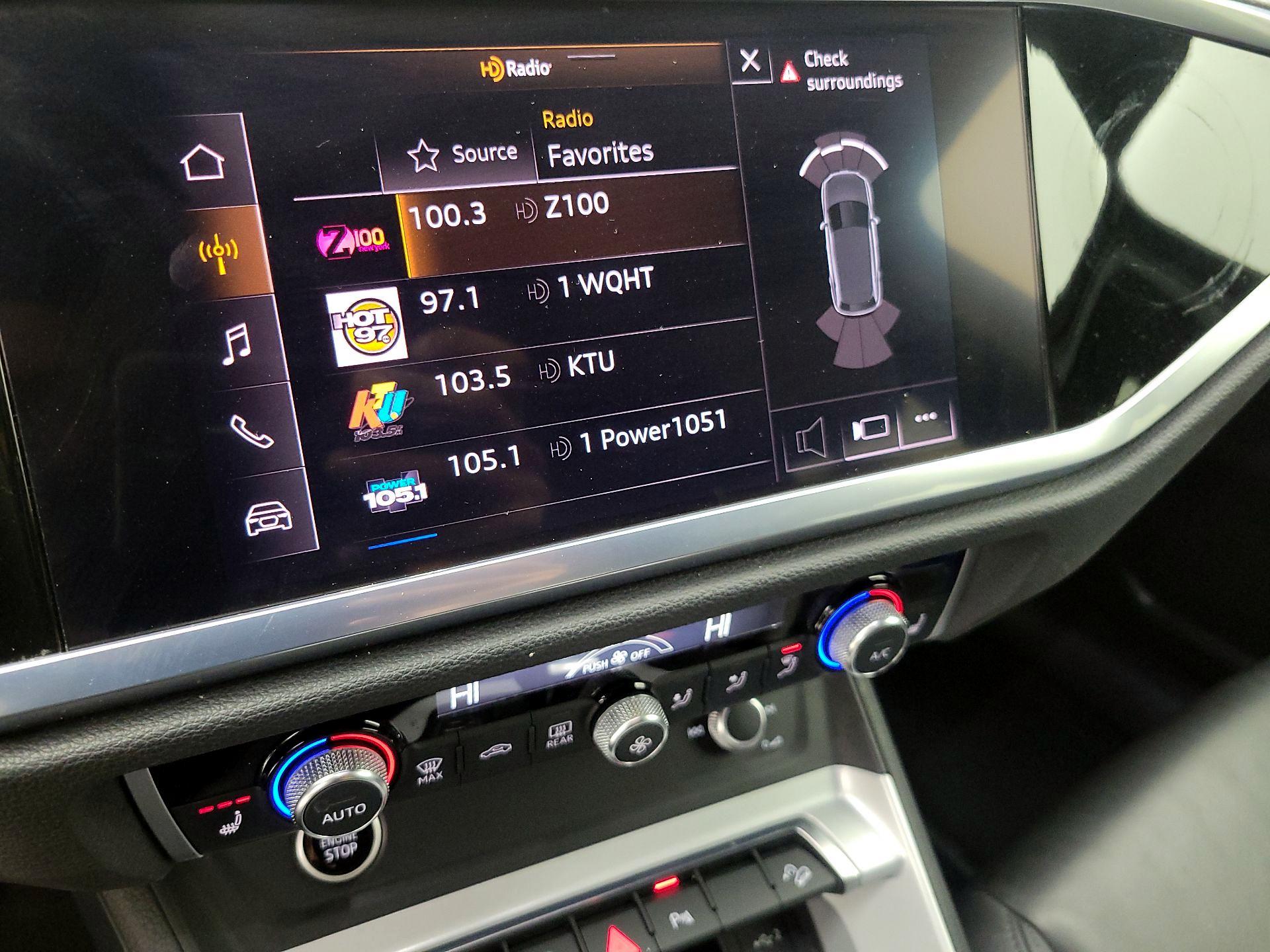 Thumbnail: 2022 Audi Q3 - 15