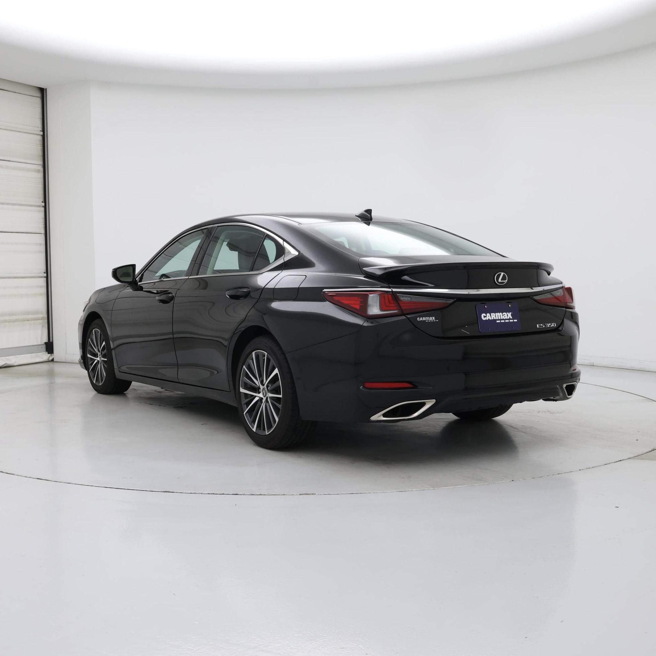 Thumbnail: 2022 Lexus ES - 2