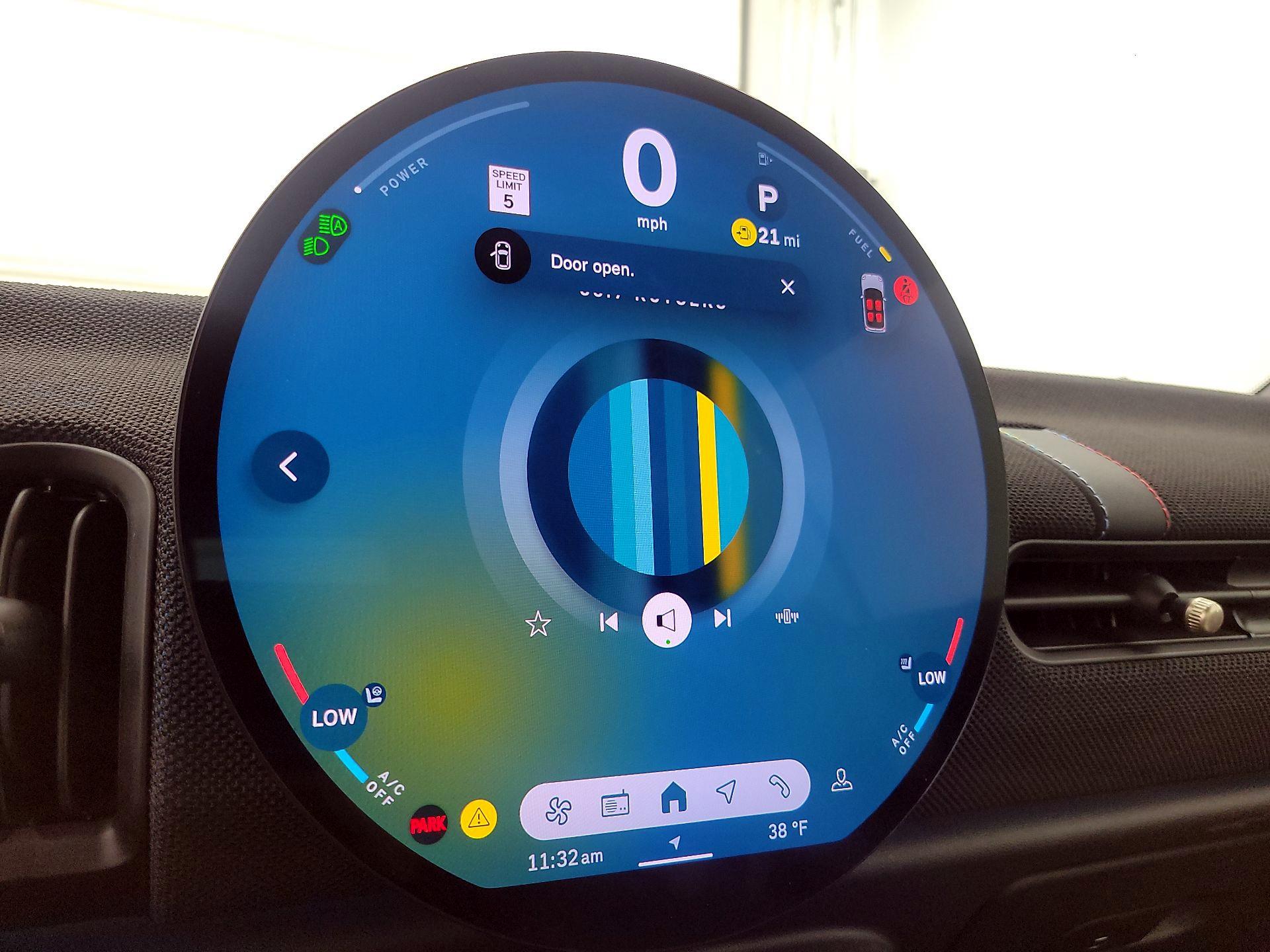 Thumbnail: 2025 MINI Cooper - 14