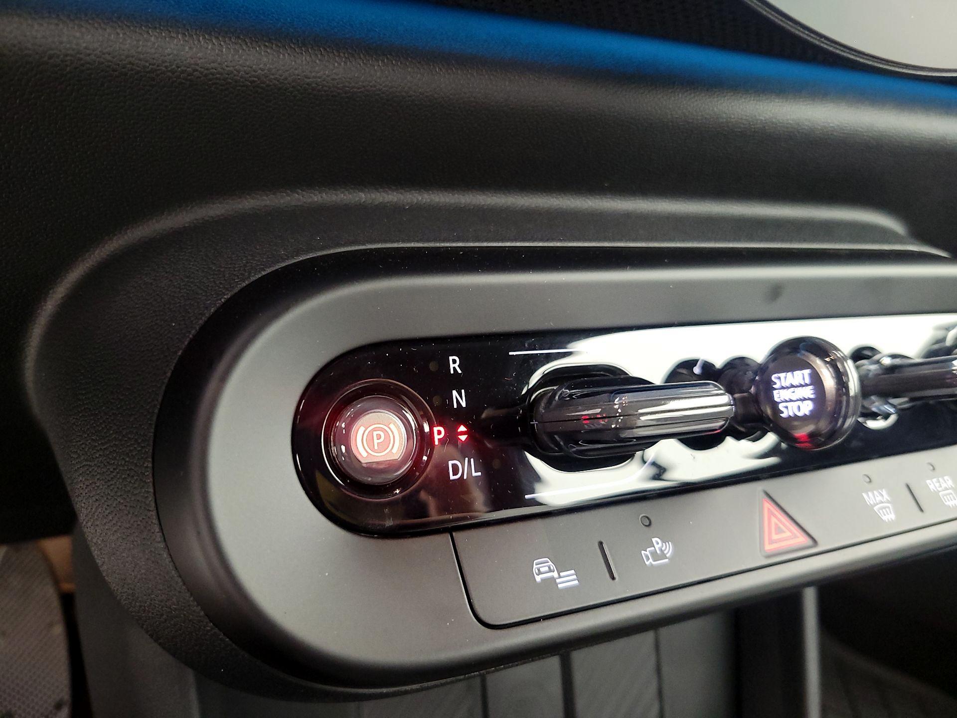 Thumbnail: 2025 MINI Cooper - 16