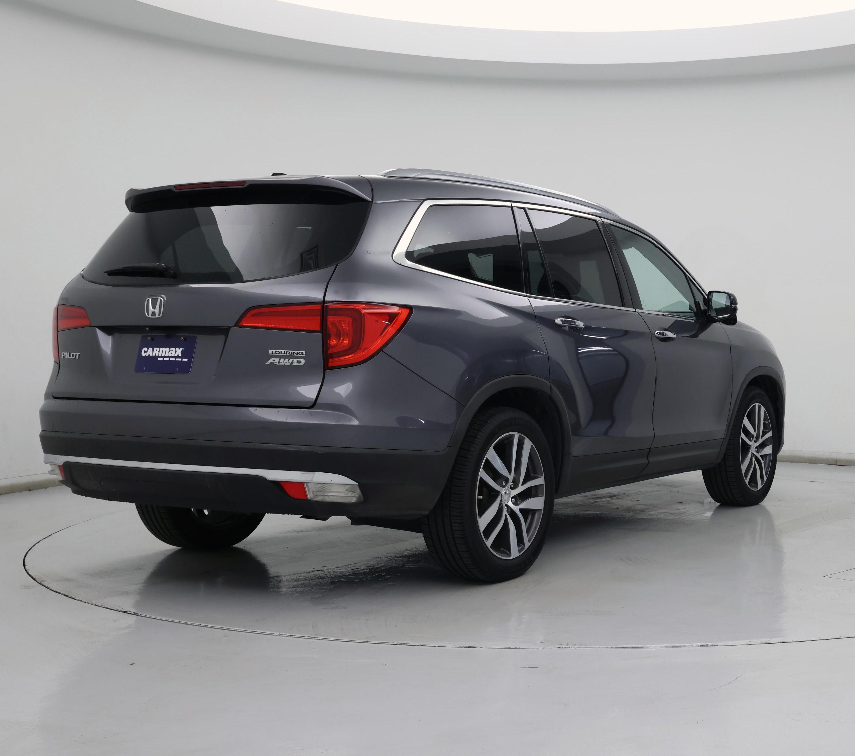 Thumbnail: 2016 Honda Pilot - 8