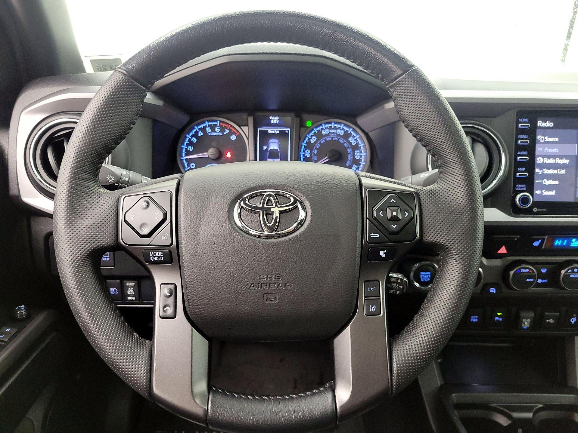 Thumbnail: 2022 Toyota Tacoma - 10