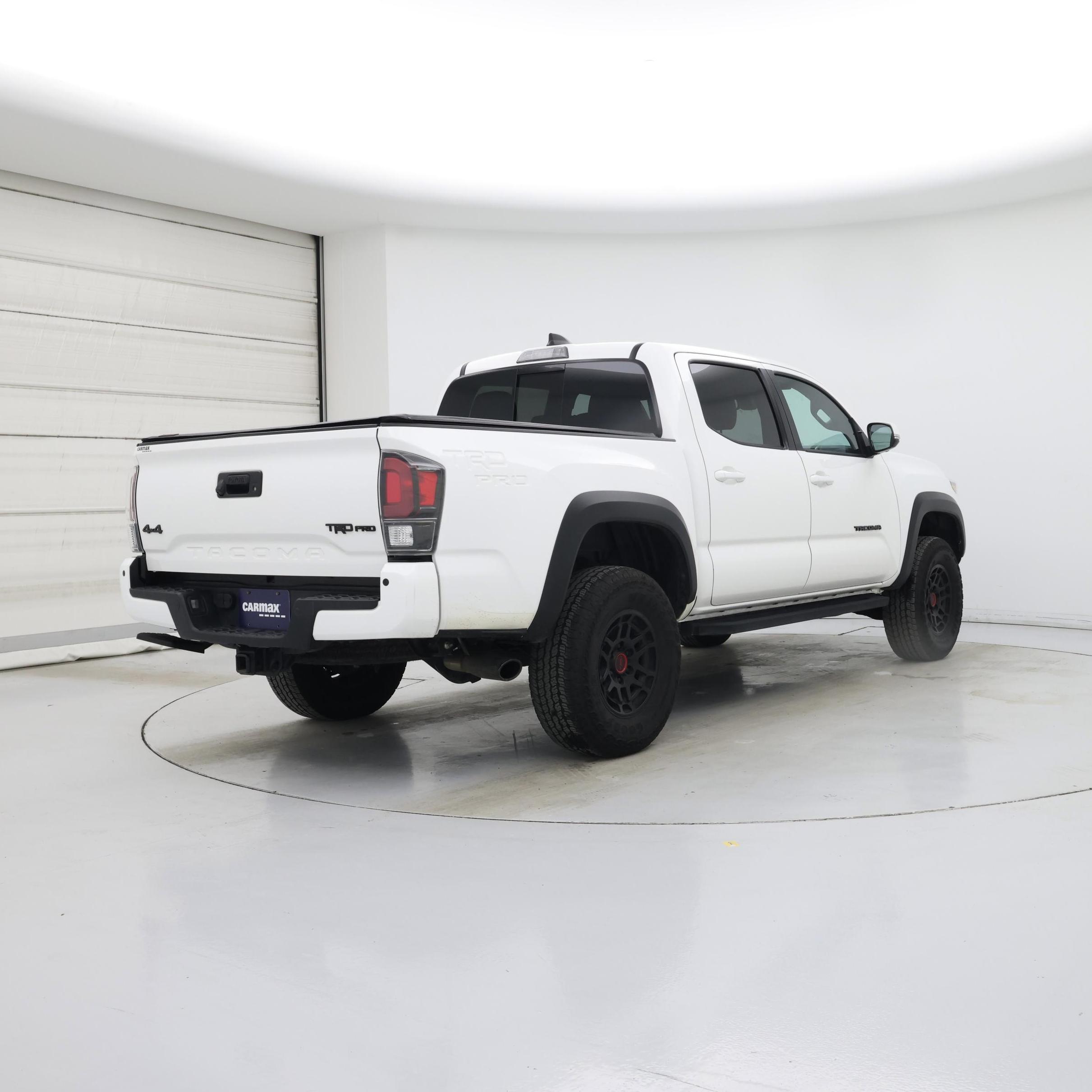 Thumbnail: 2022 Toyota Tacoma - 8