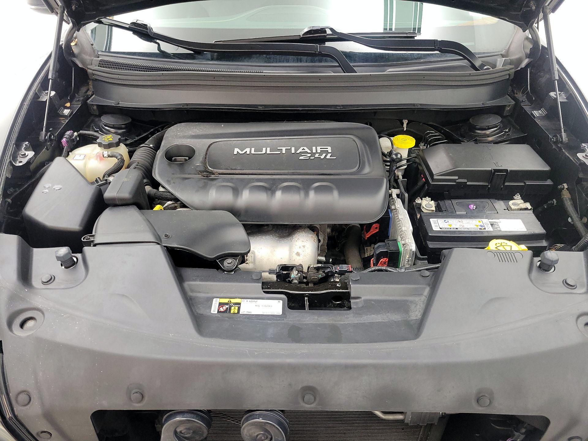 Thumbnail: 2017 Jeep Cherokee - 20