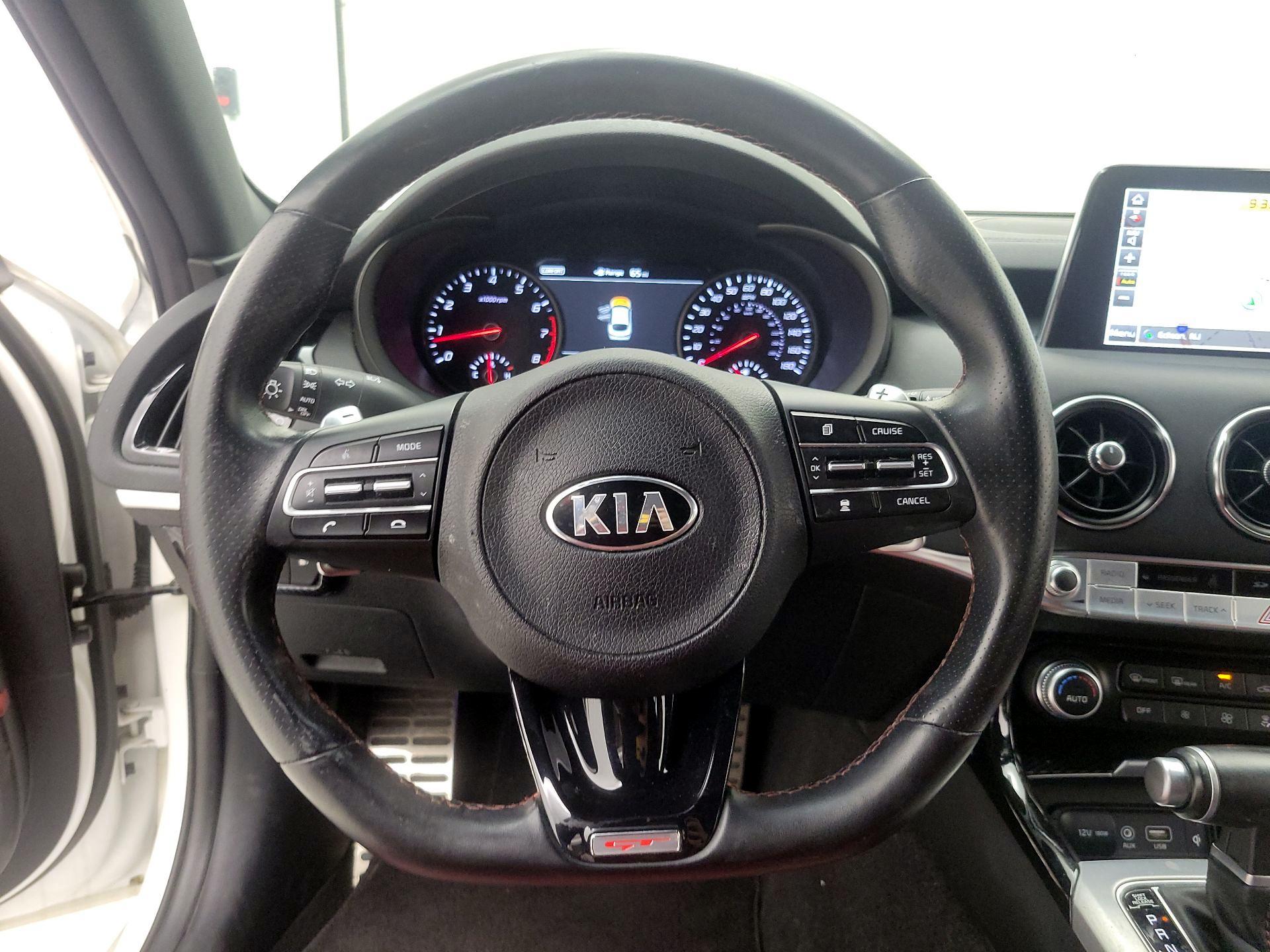 Thumbnail: 2019 Kia Stinger - 10