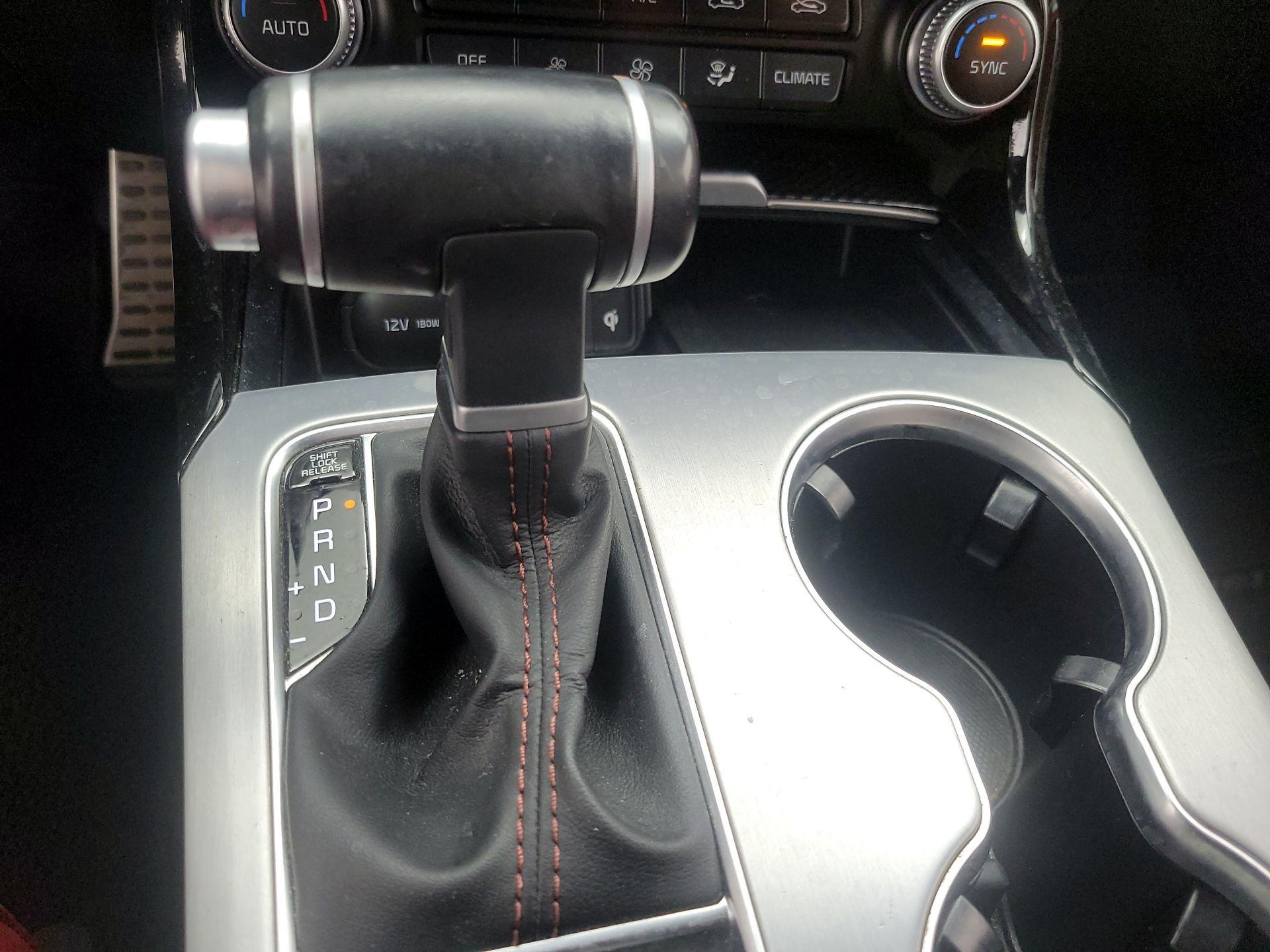 Thumbnail: 2019 Kia Stinger - 18