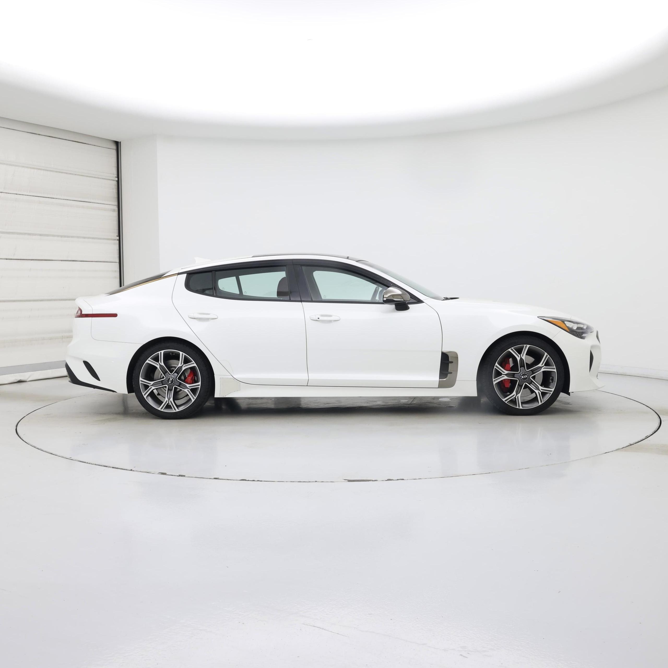 Thumbnail: 2019 Kia Stinger - 7