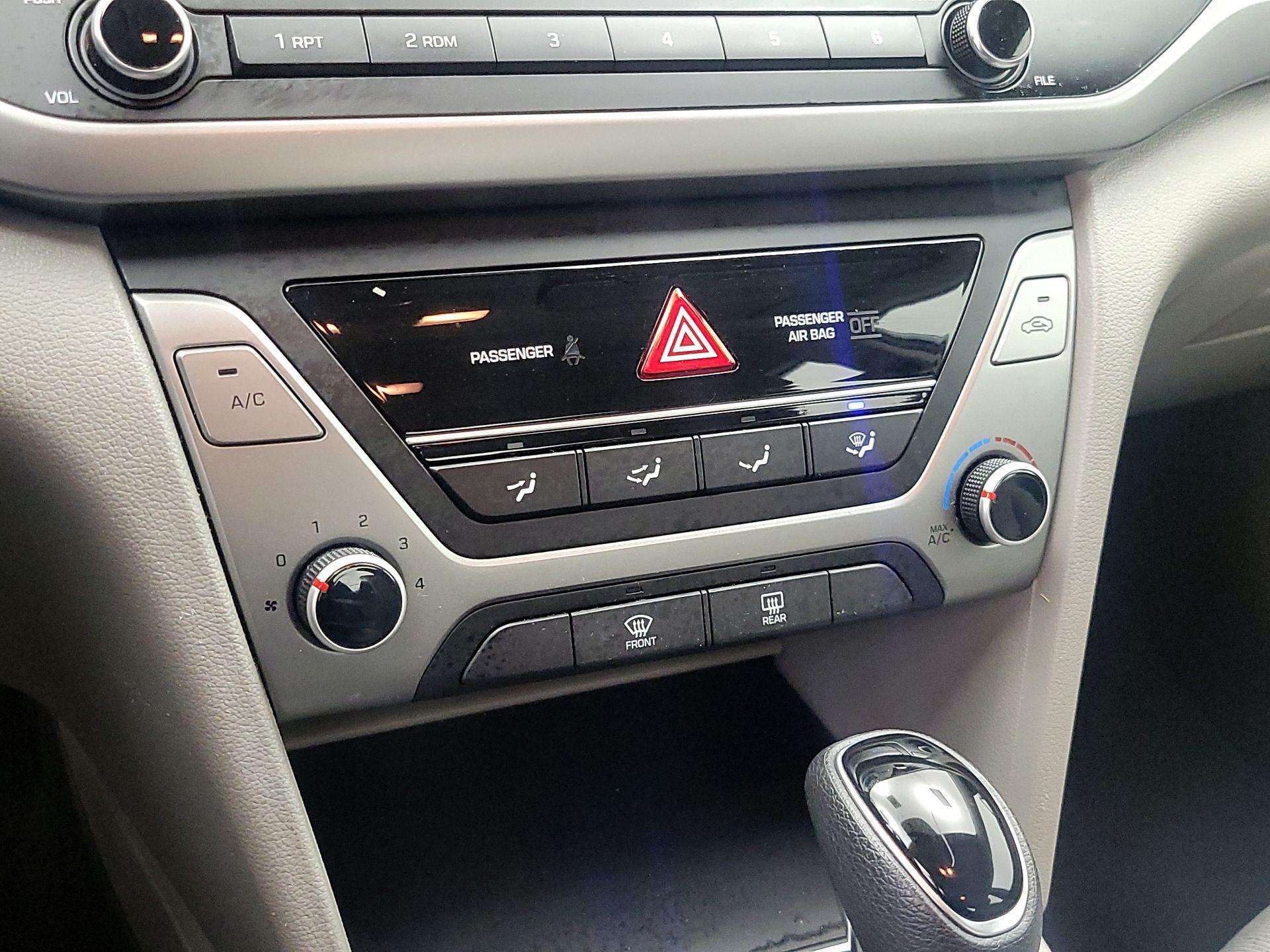 Thumbnail: 2017 Hyundai Elantra - 15