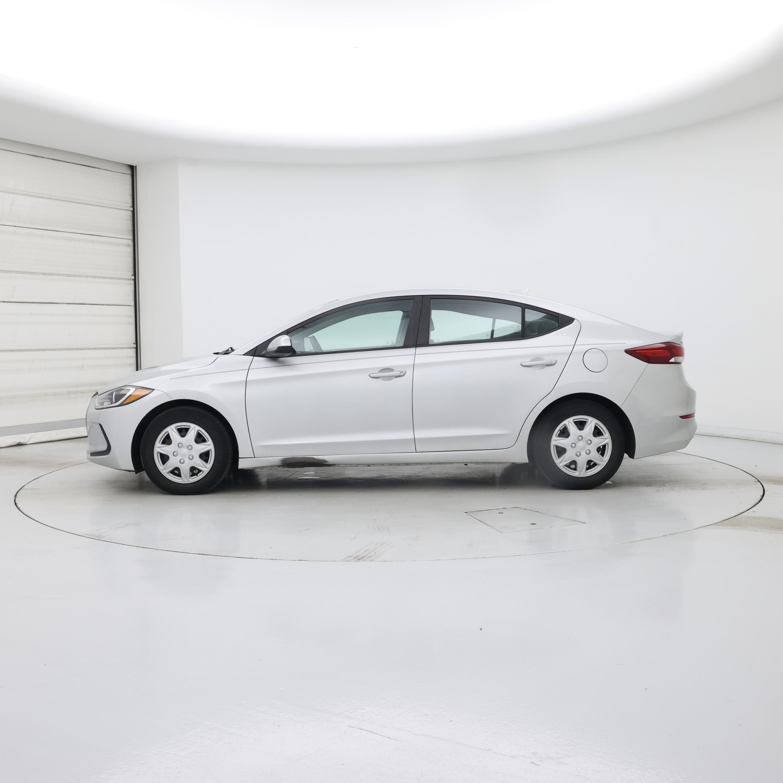 Thumbnail: 2017 Hyundai Elantra - 3