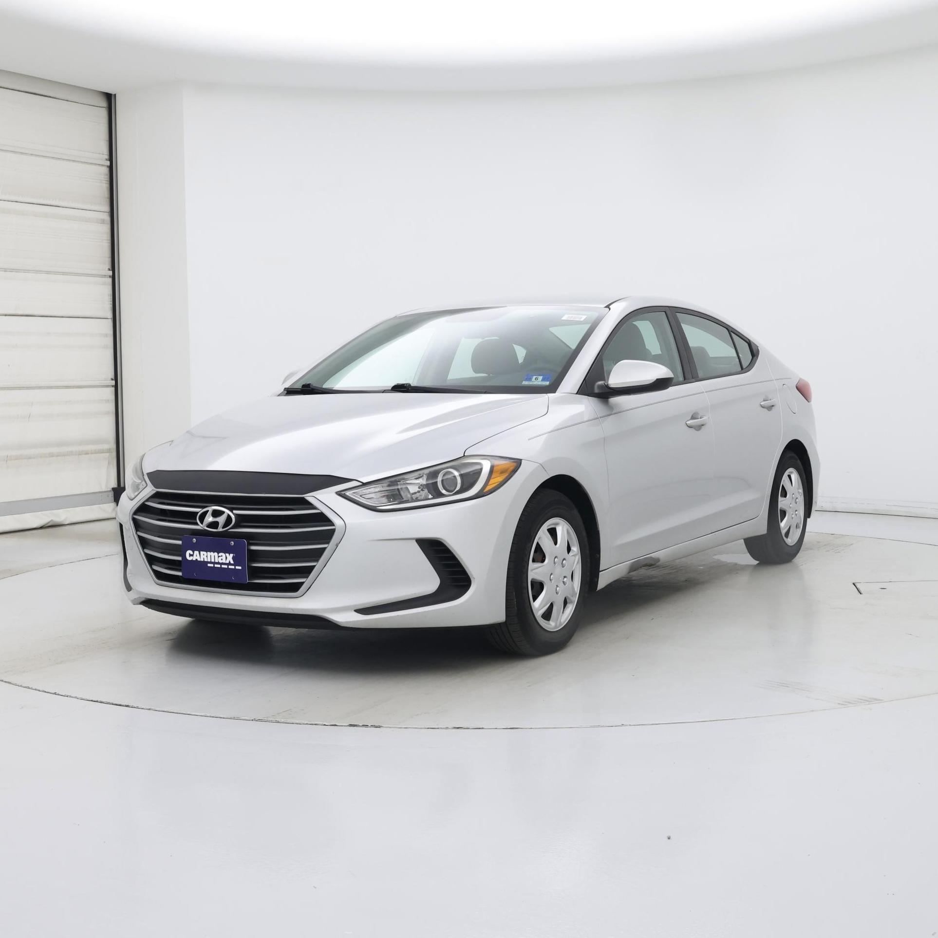 Thumbnail: 2017 Hyundai Elantra - 4