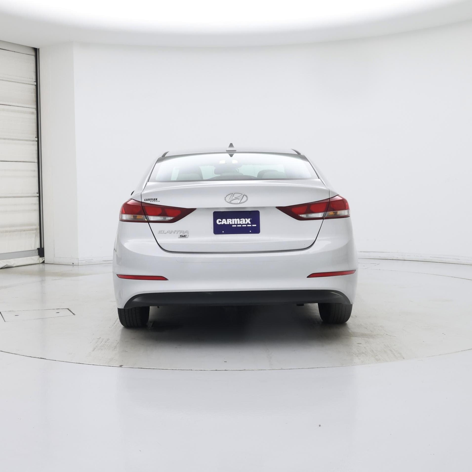 Thumbnail: 2017 Hyundai Elantra - 6