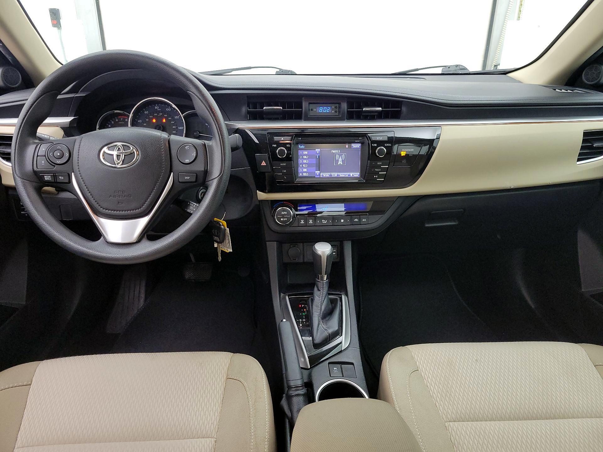 Thumbnail: 2015 Toyota Corolla - 9