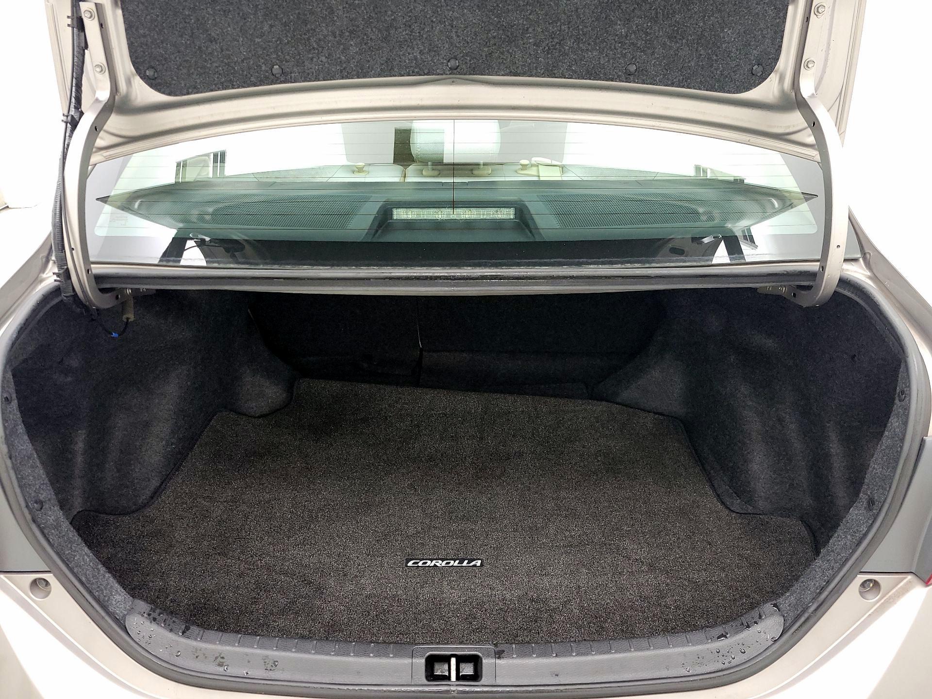 Thumbnail: 2015 Toyota Corolla - 20