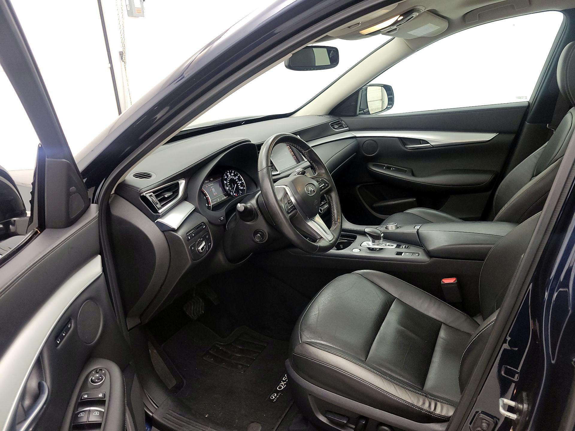 Thumbnail: 2019 INFINITI QX50 - 11