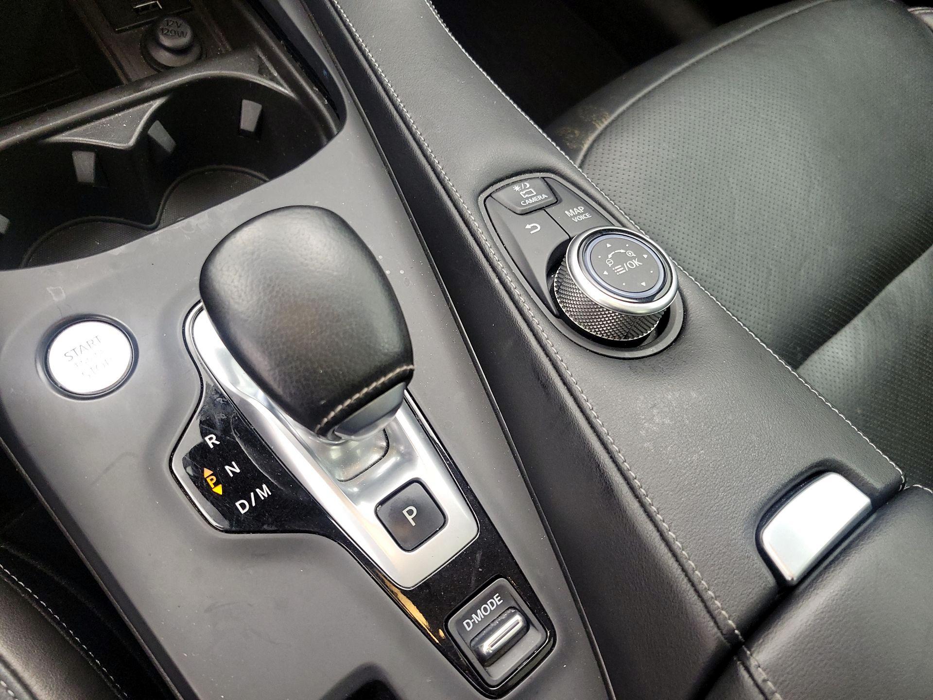 Thumbnail: 2019 INFINITI QX50 - 17