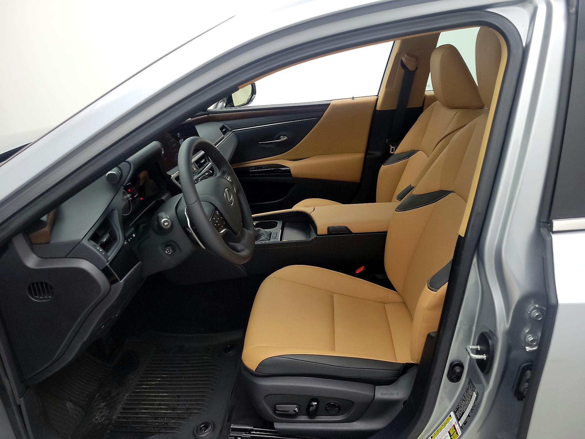 Thumbnail: 2025 Lexus ES - 11