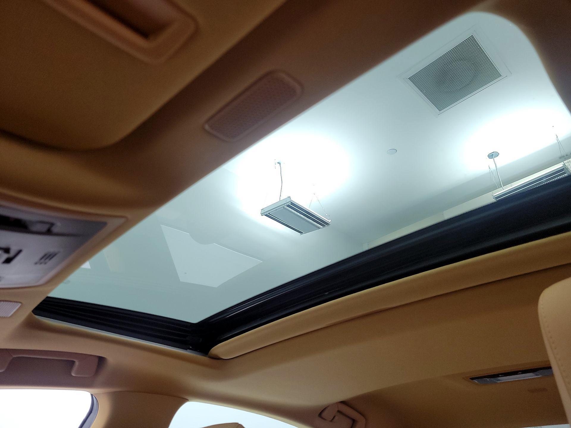 Thumbnail: 2025 Lexus ES - 18