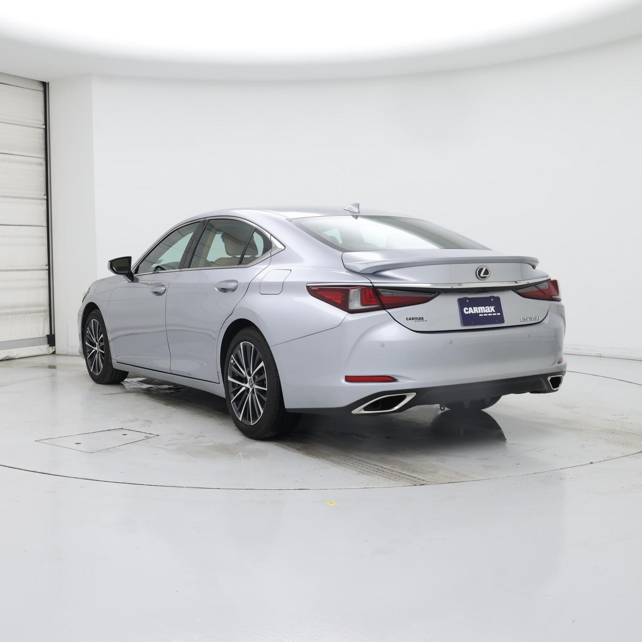 Thumbnail: 2025 Lexus ES - 2