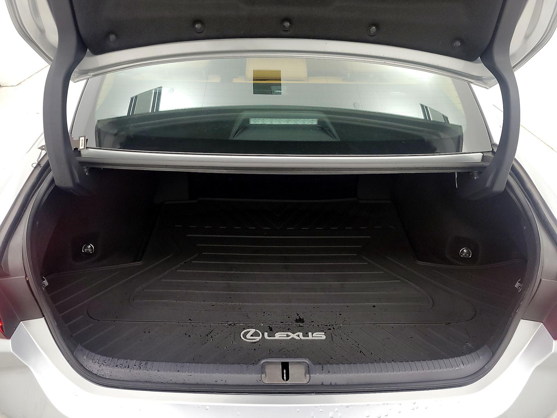 Thumbnail: 2025 Lexus ES - 20