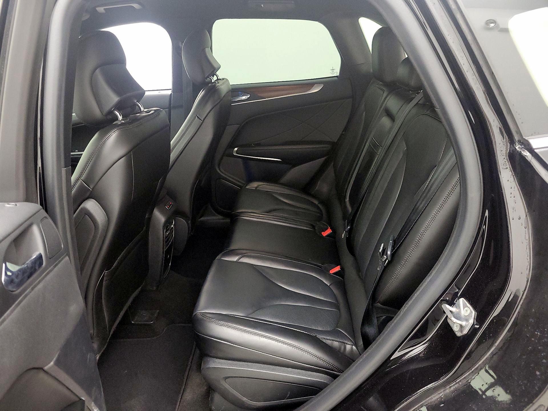 Thumbnail: 2019 Lincoln MKC - 20