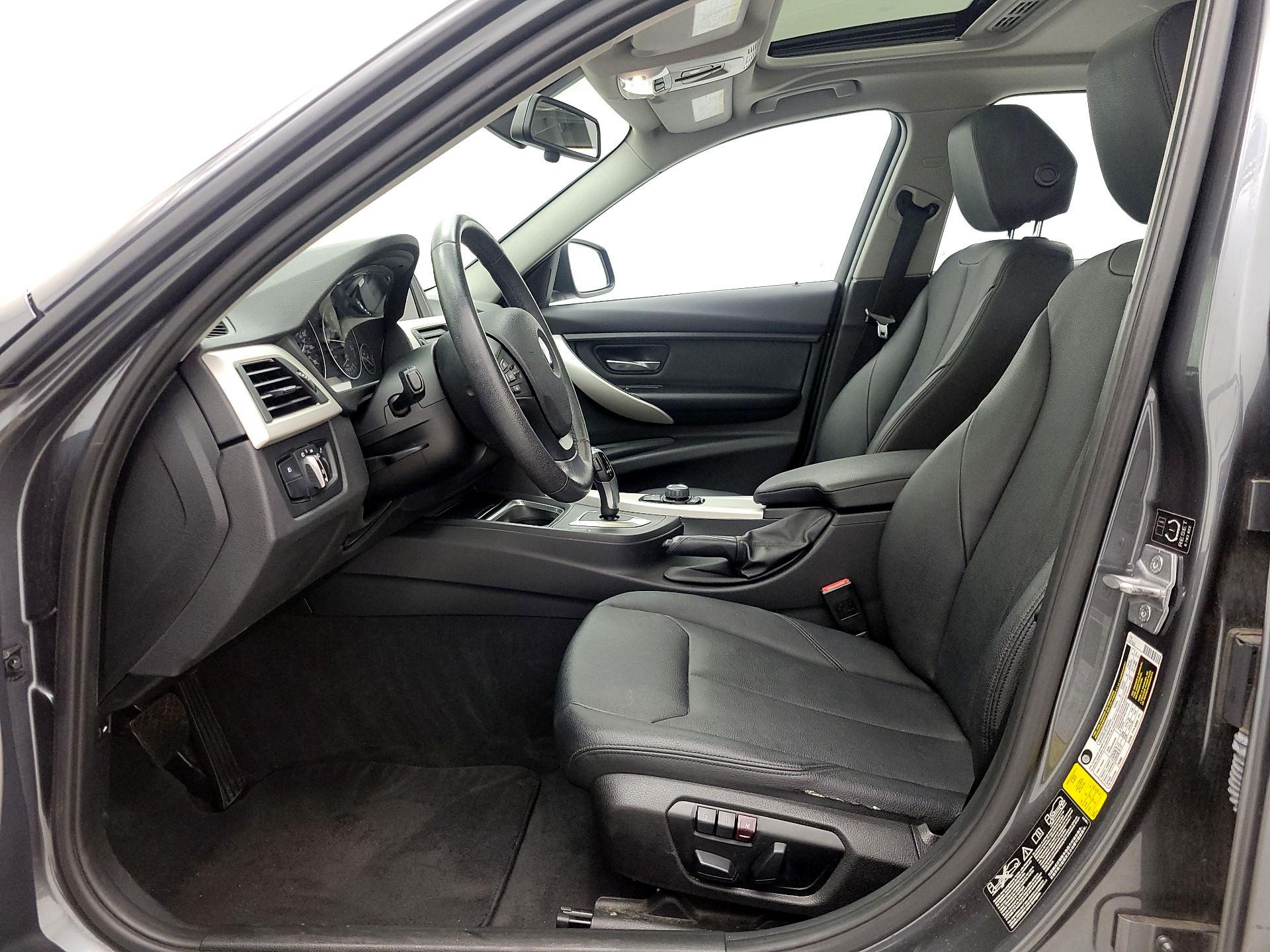 Thumbnail: 2014 BMW 3 Series - 11