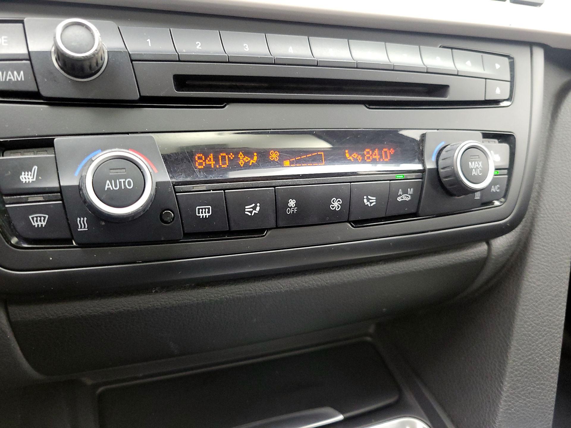 Thumbnail: 2014 BMW 3 Series - 15