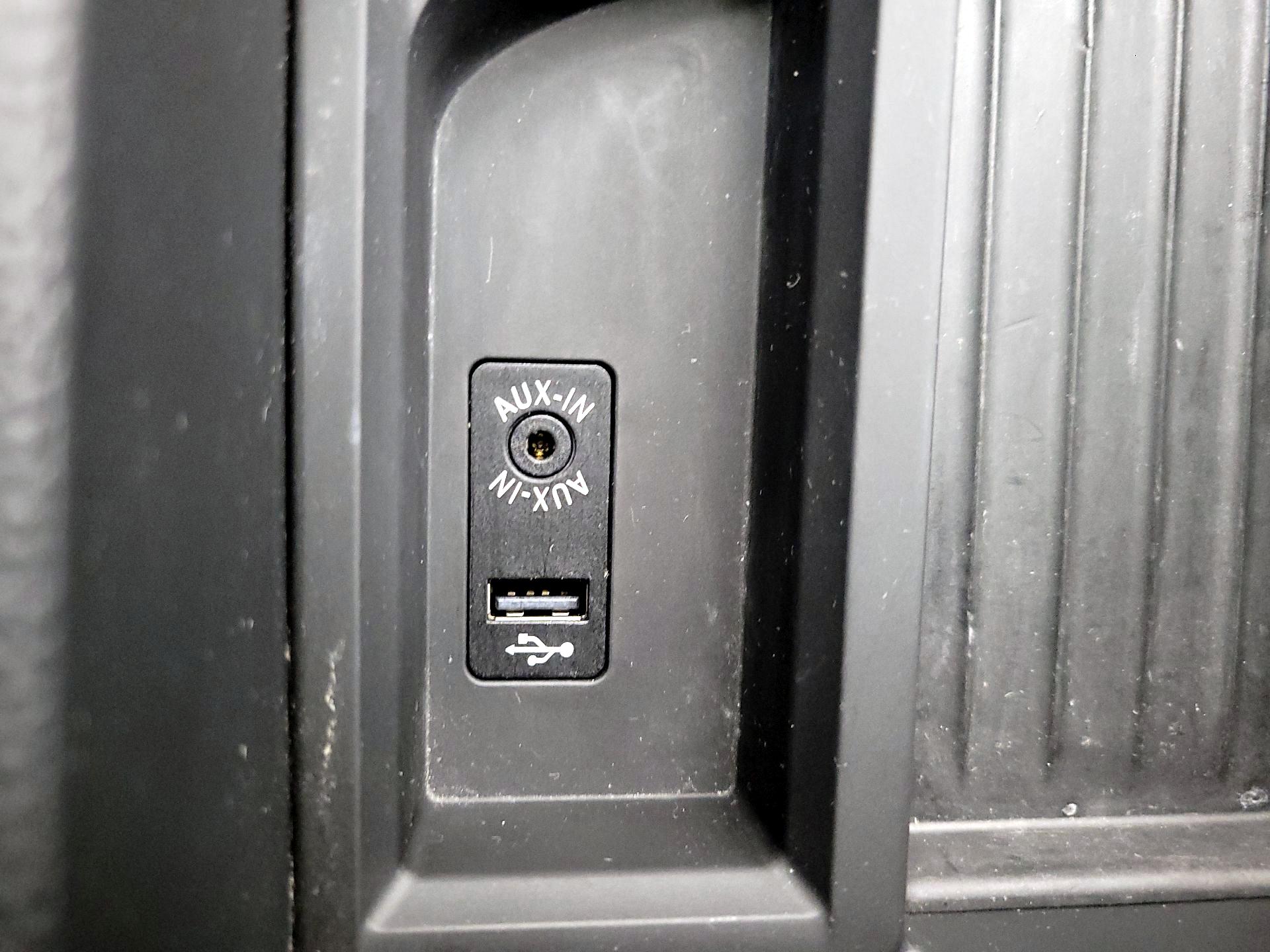 Thumbnail: 2014 BMW 3 Series - 17