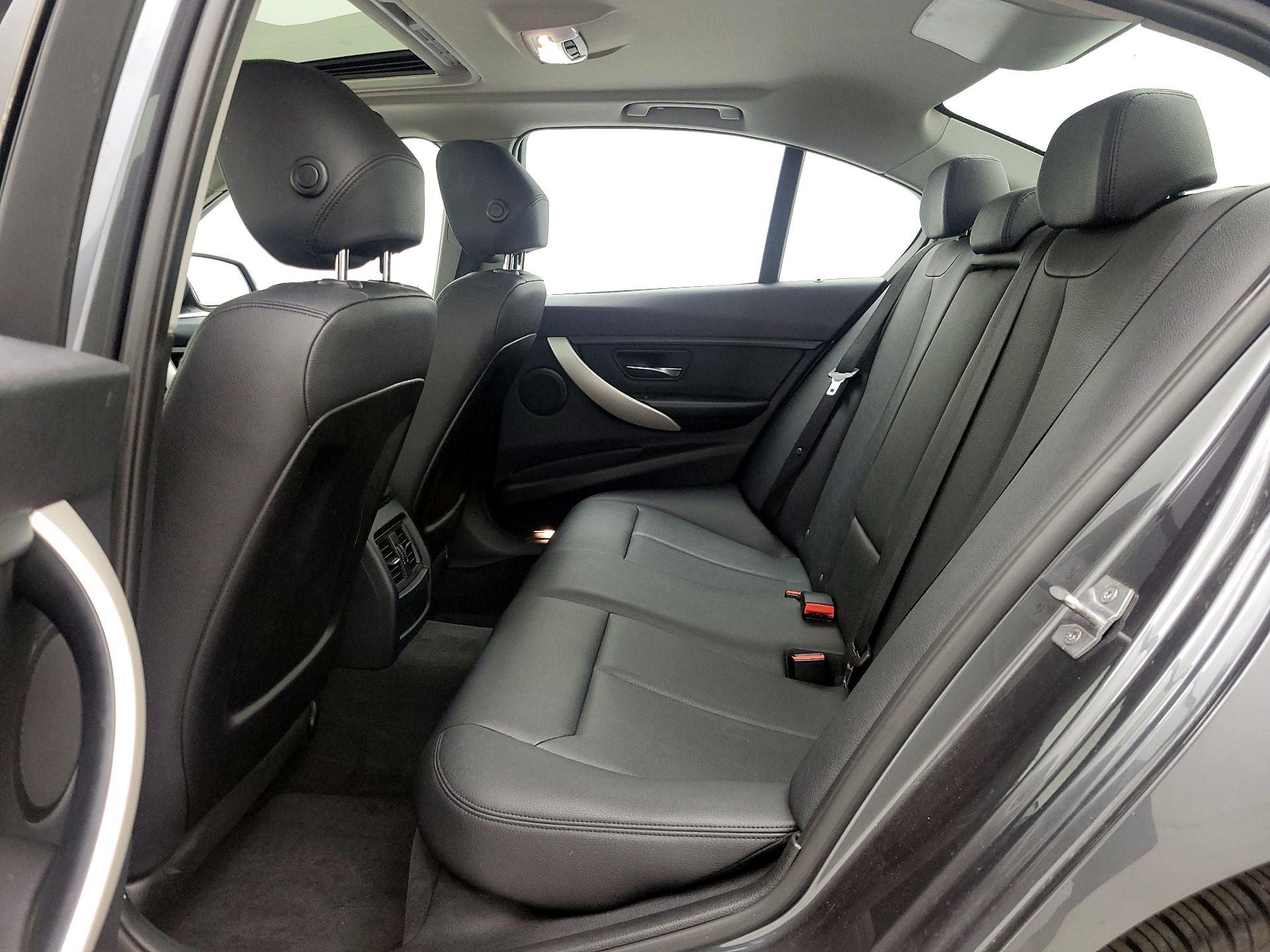 Thumbnail: 2014 BMW 3 Series - 19