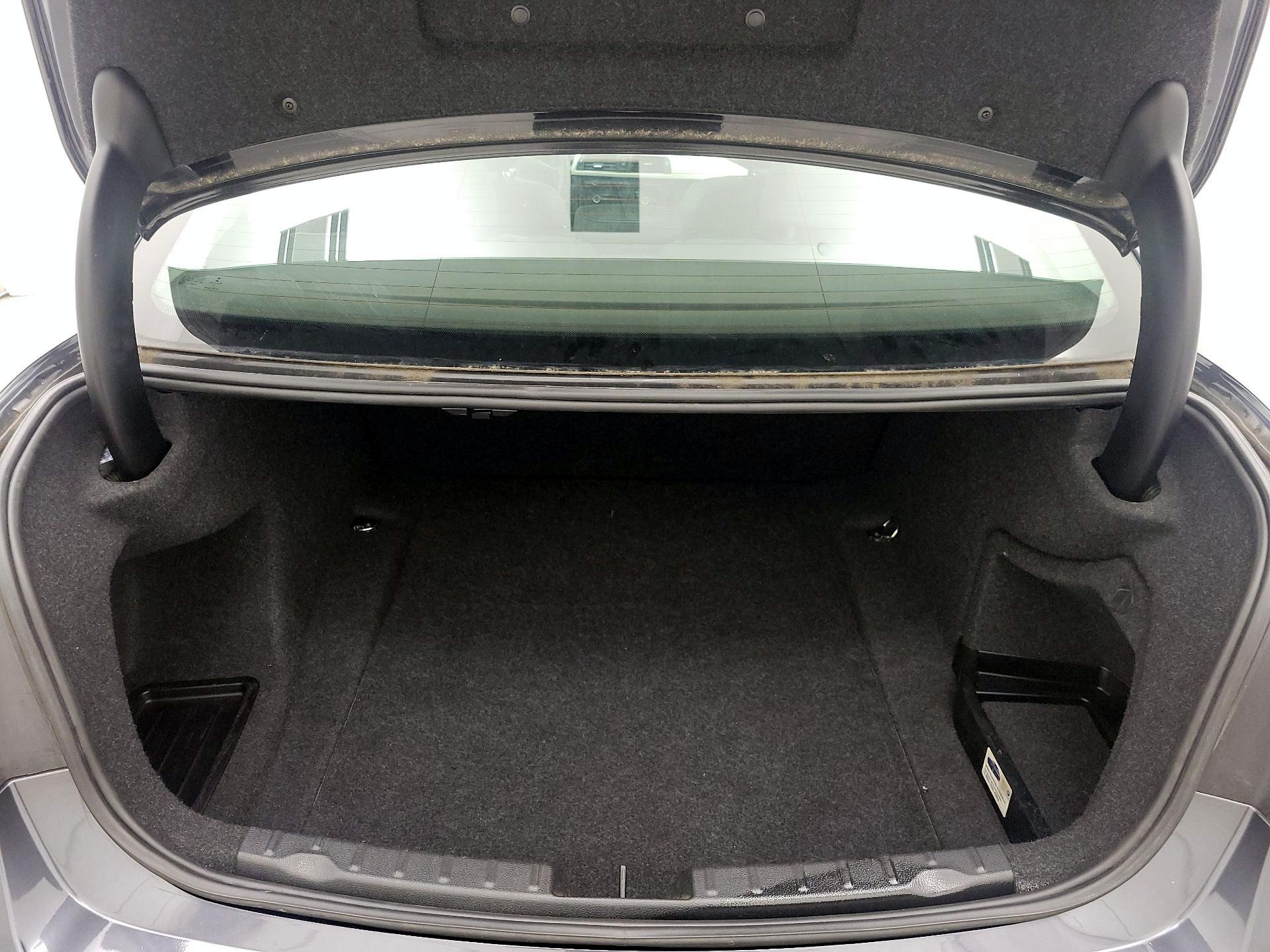 Thumbnail: 2014 BMW 3 Series - 20