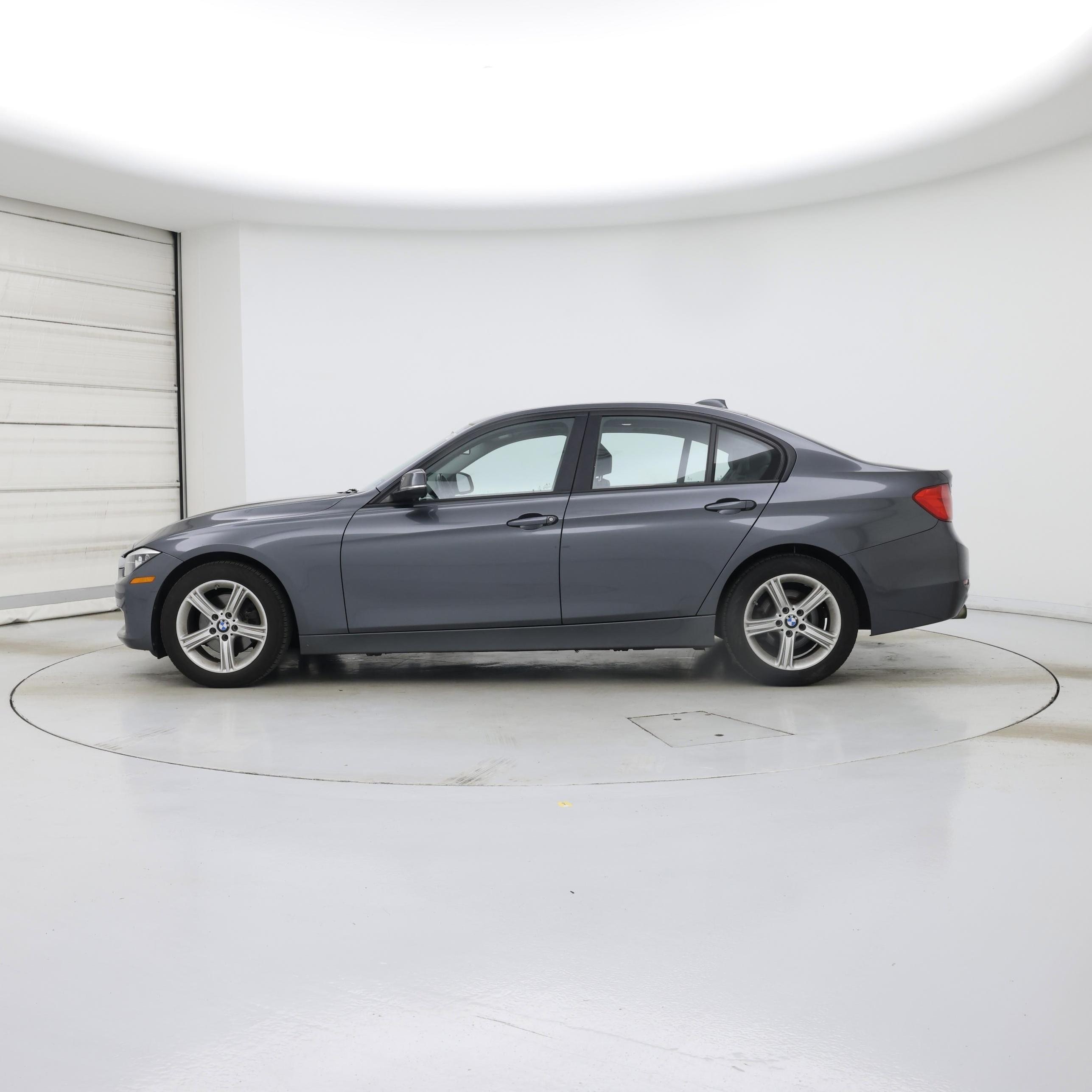 Thumbnail: 2014 BMW 3 Series - 3